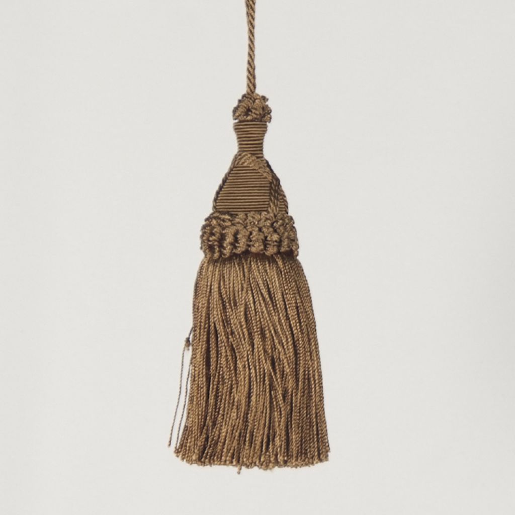 Eade's RMCoco-T1137312-sample KEY TASSEL 312