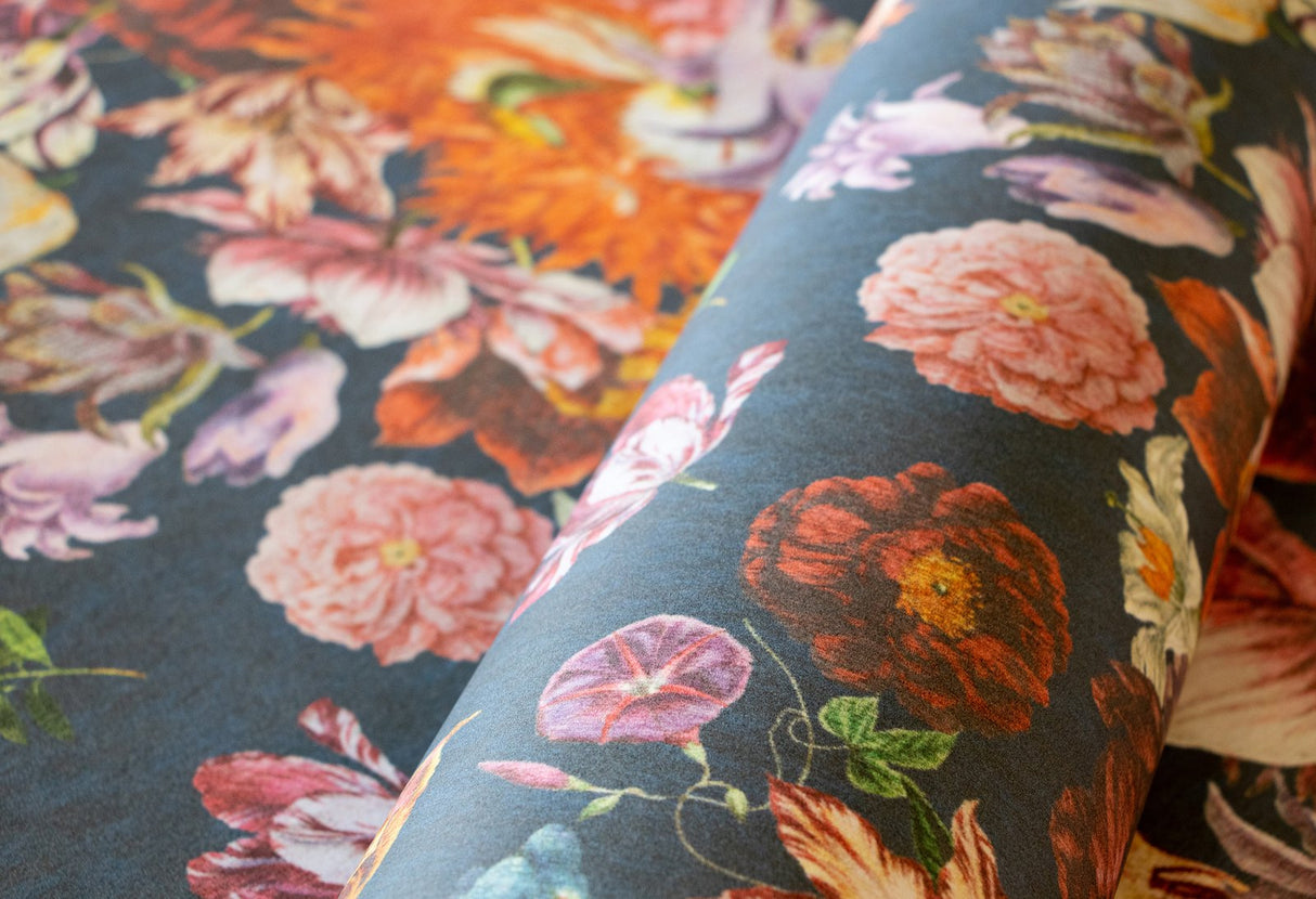 Eade's 26700-sample Blue