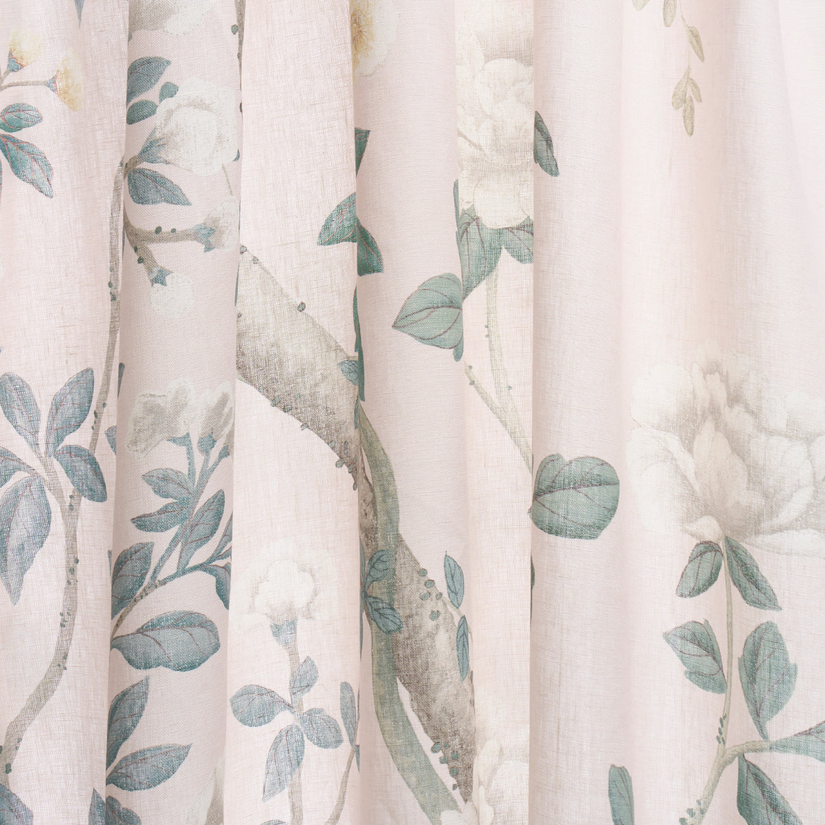 Schumacher 181571 MADAME DE POMPADOUR PANEL in BLUSH Fabric