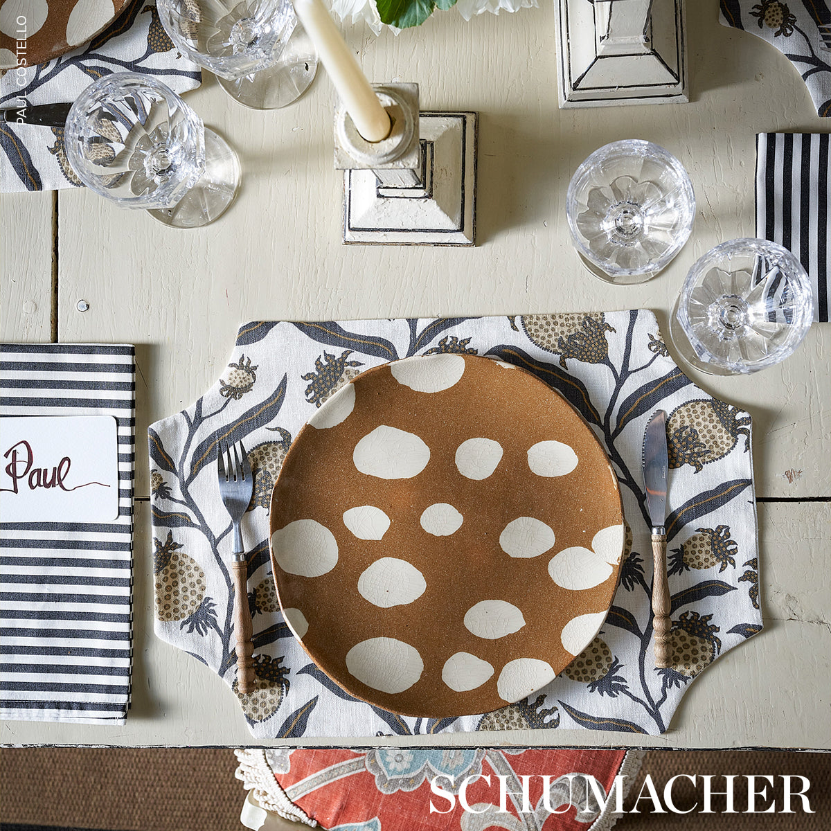 Eade’s BLACK & GOLD