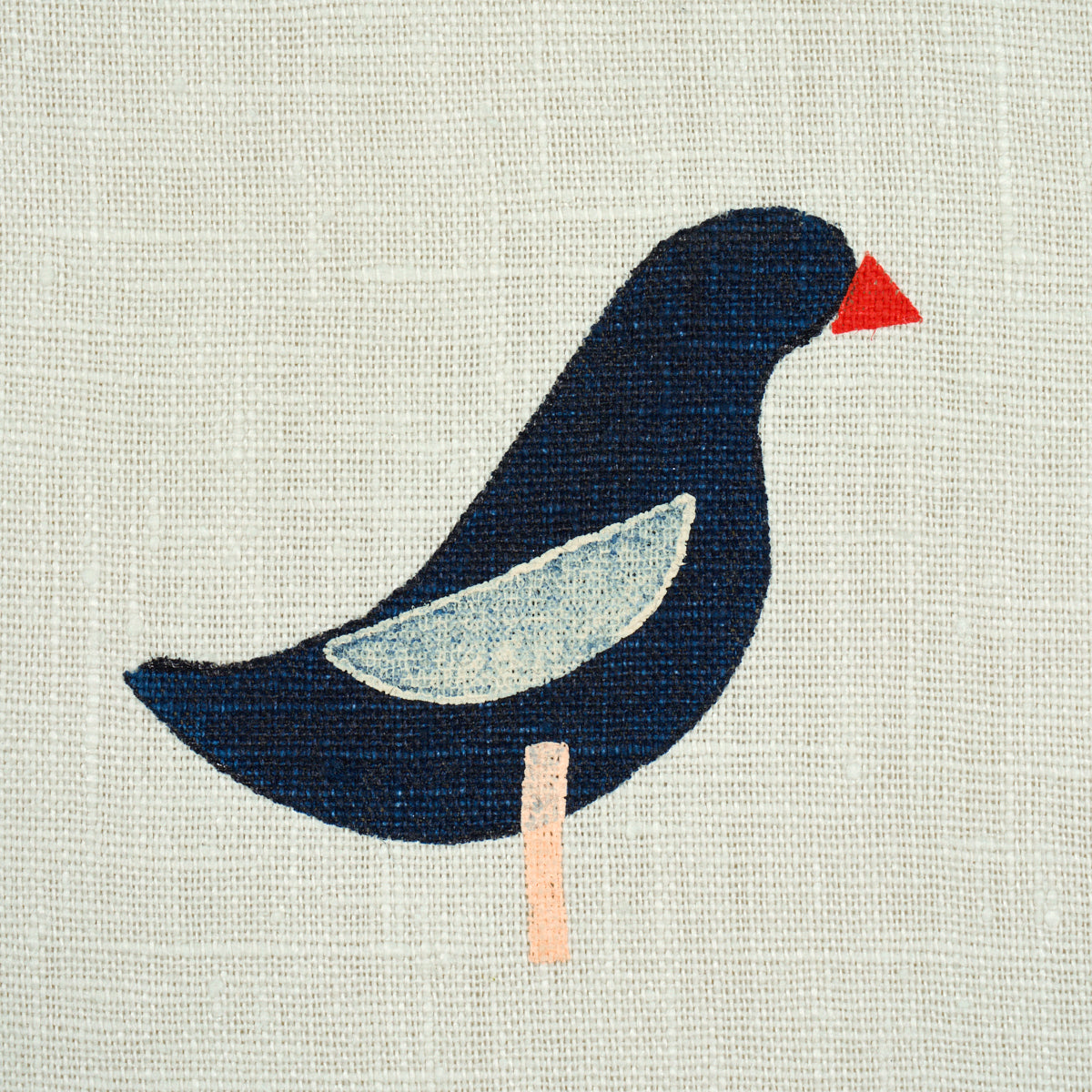 Eade’s BLACK ON NATURAL