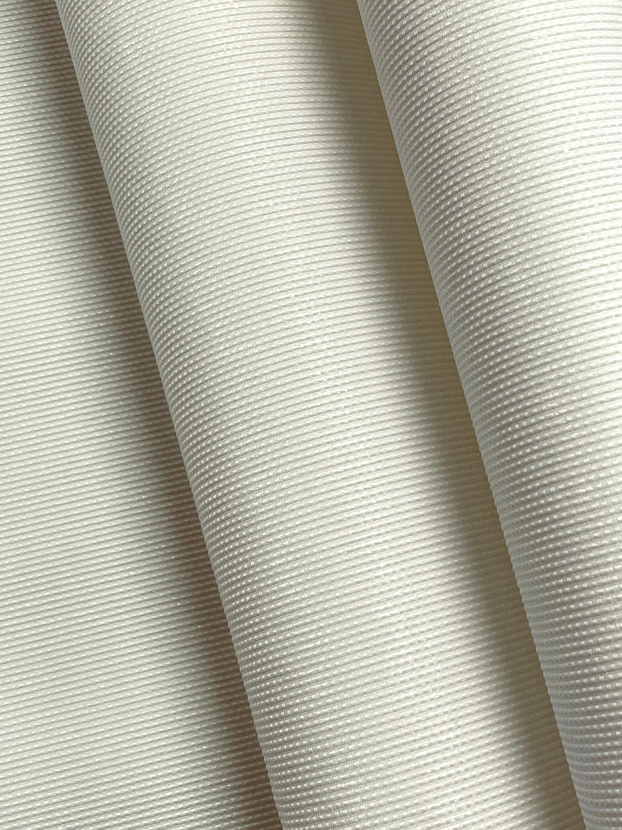 Eade’s Argent Eggshell