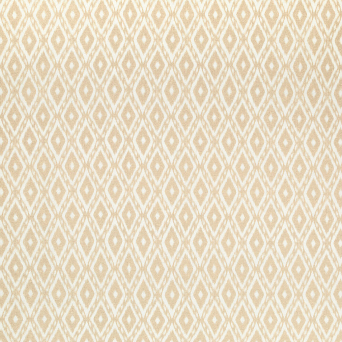 LEE JOFA 2020182.116.0 BARTOW PRINT SAND Fabric - Eade's Wallpaper