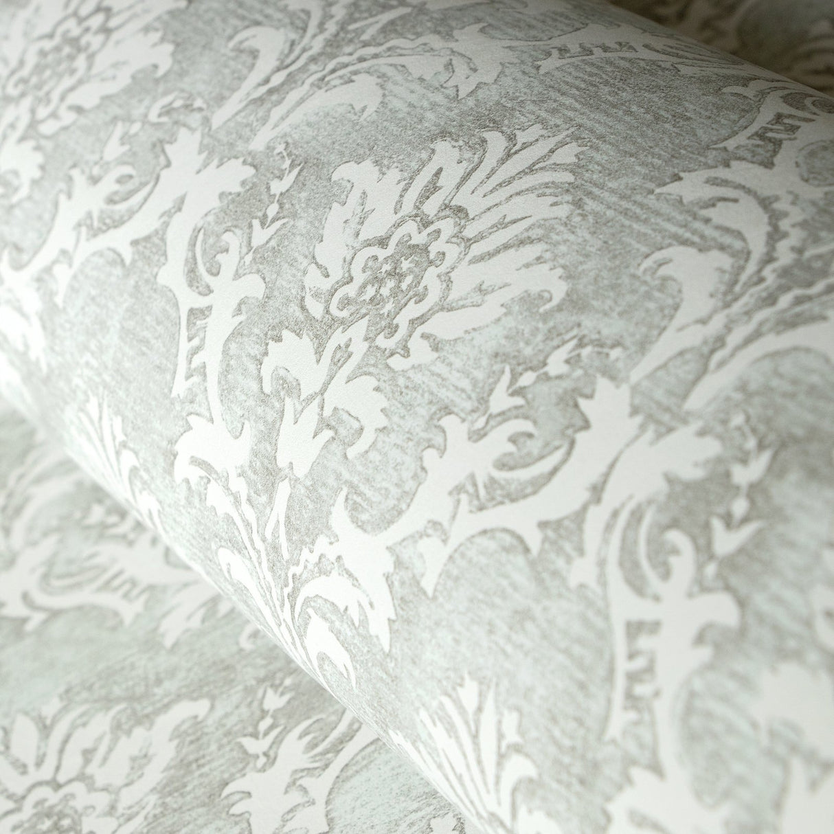 Eade's 26860-sample Silver Grey