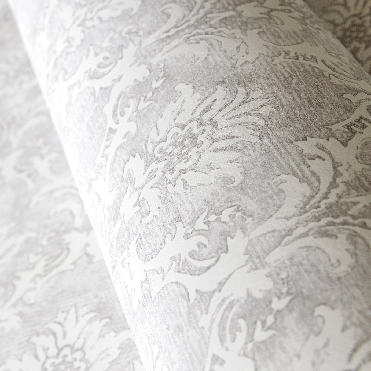 Eade's 26864-sample Silver Grey