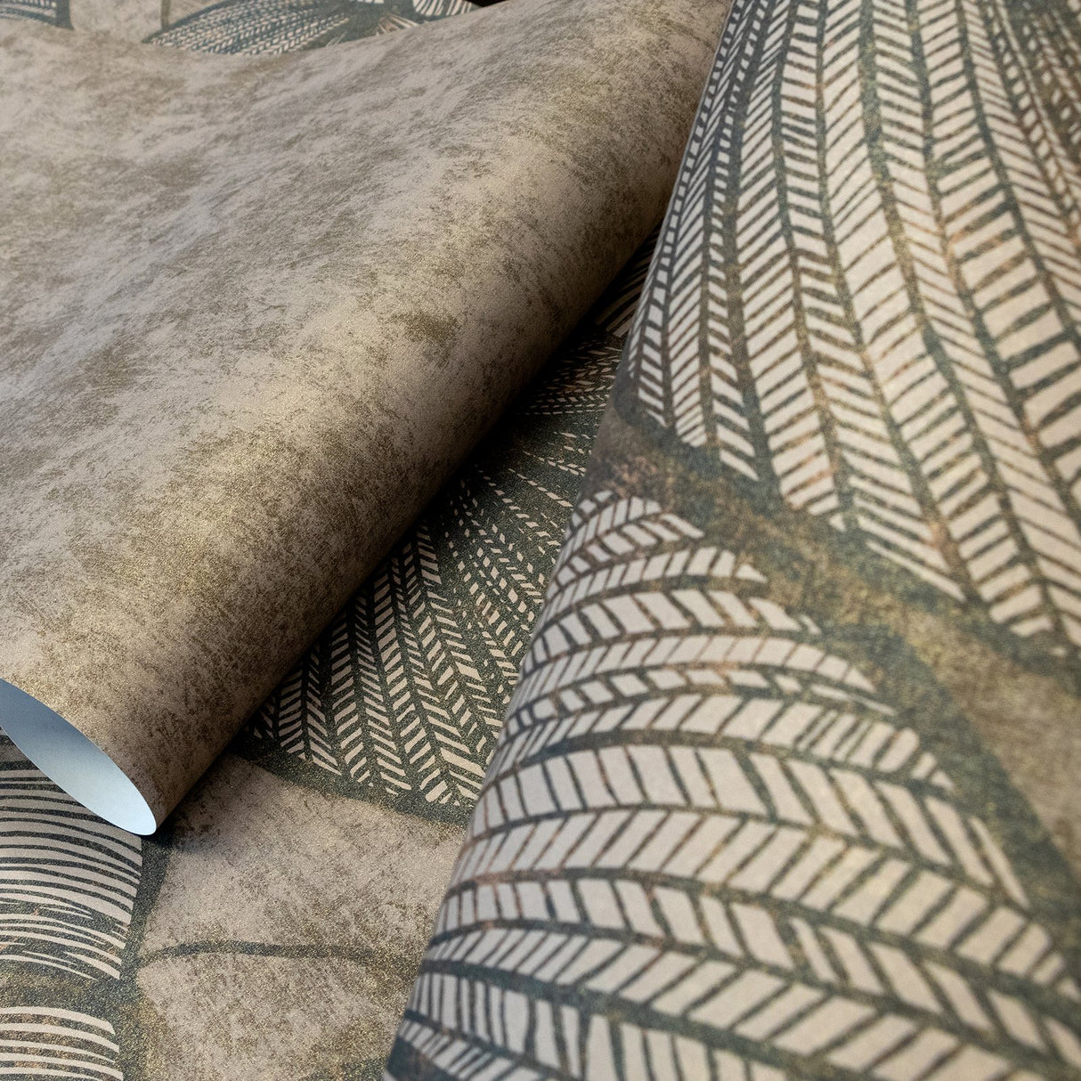 Eade's GH26975-23-sample Bronze Brown