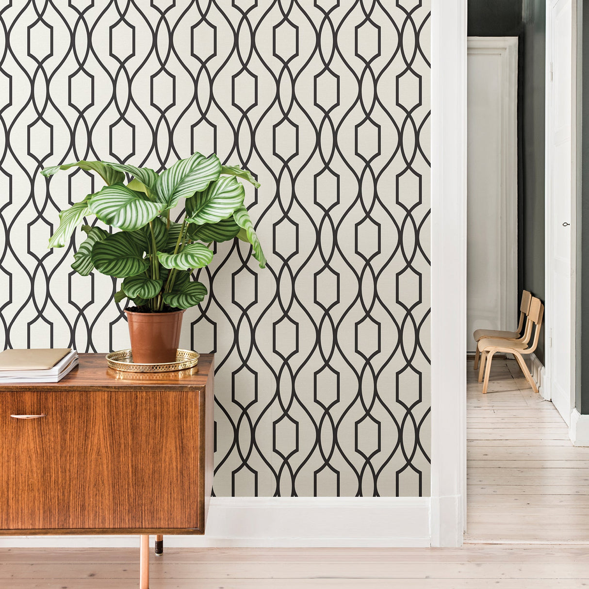 Advantage 2809-87711 Evelyn Black Trellis Wallpaper