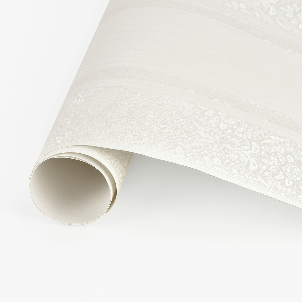 Advantage 2810-BLW10801 Mackenzie White Stripe Wallpaper