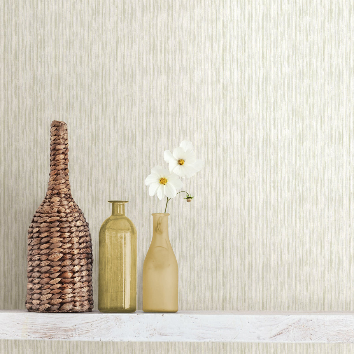 Advantage 2812-IH20100 Hayley Eggshell Stria Wallpaper