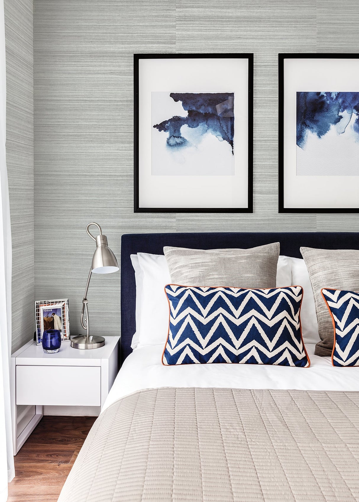 Eade’s Zoysia Platinum Grasscloth Wallpaper Platinum