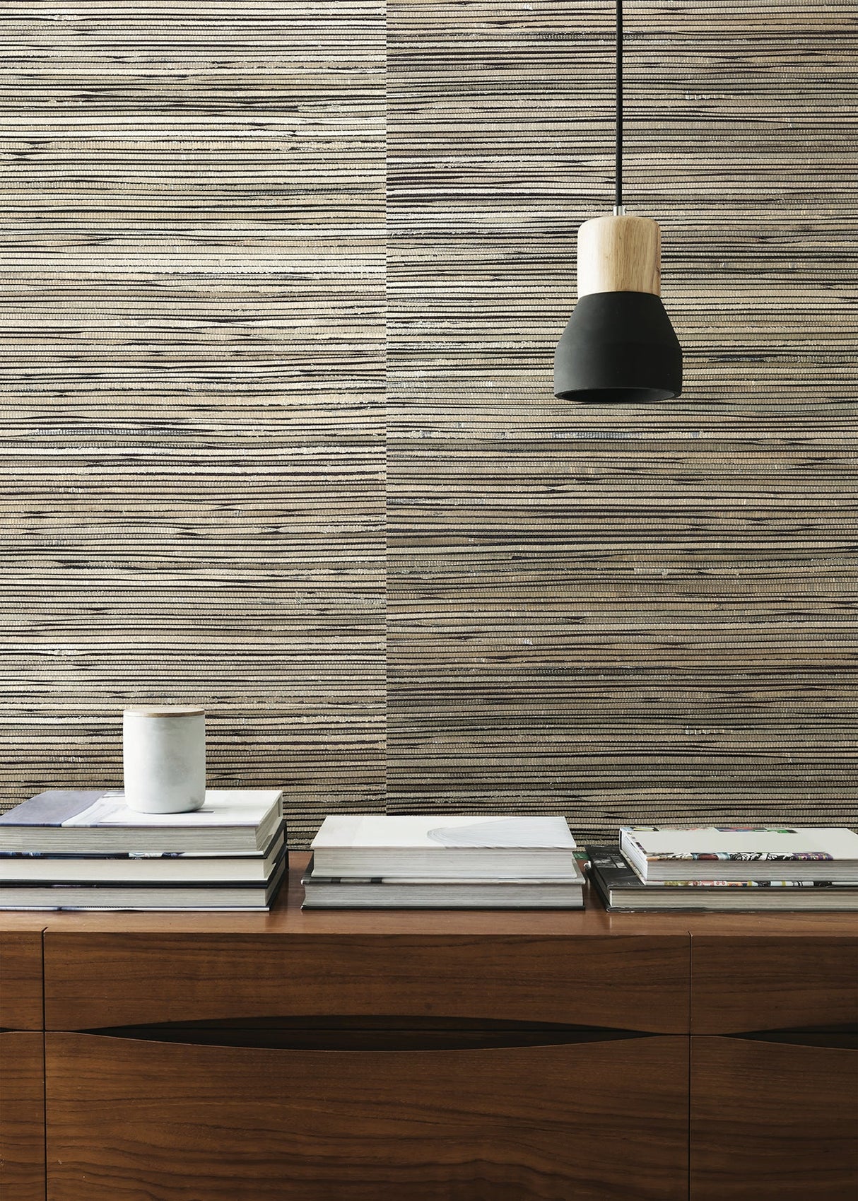 Eade’s Surin Metallic Grasscloth Wallpaper Metallic