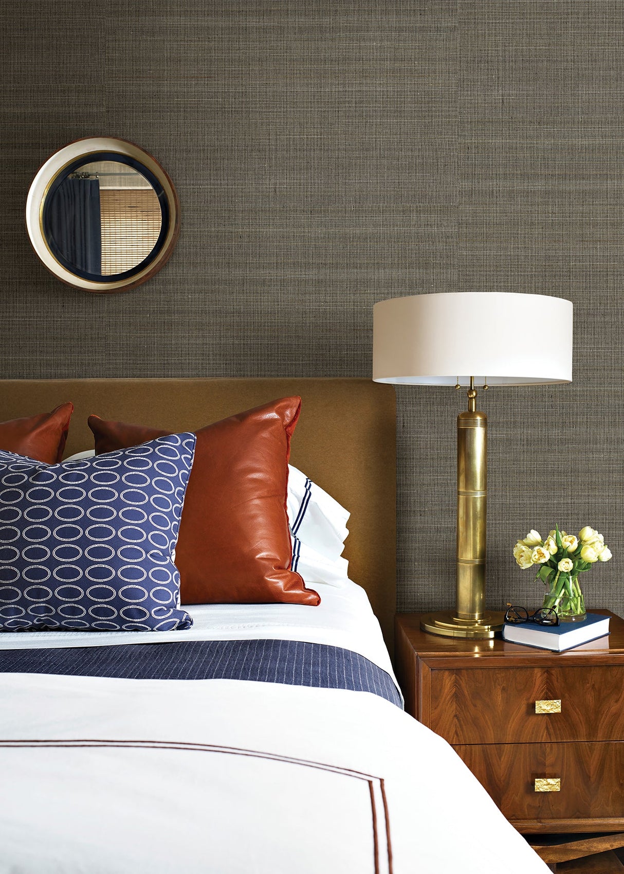 Eade’s Tiemao Brown Abaca Grasscloth Wallpaper Brown