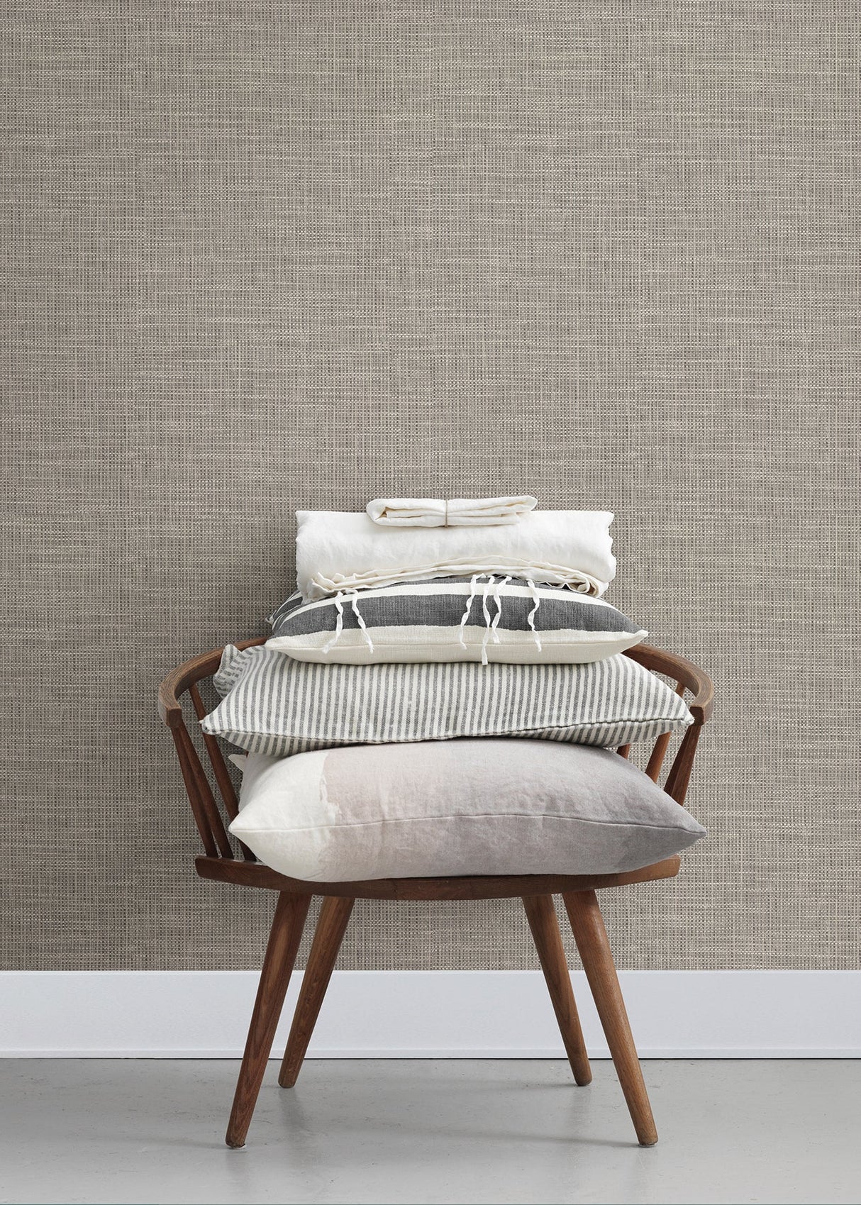 Eade’s In the Loop Cream Faux Grasscloth Wallpaper Cream