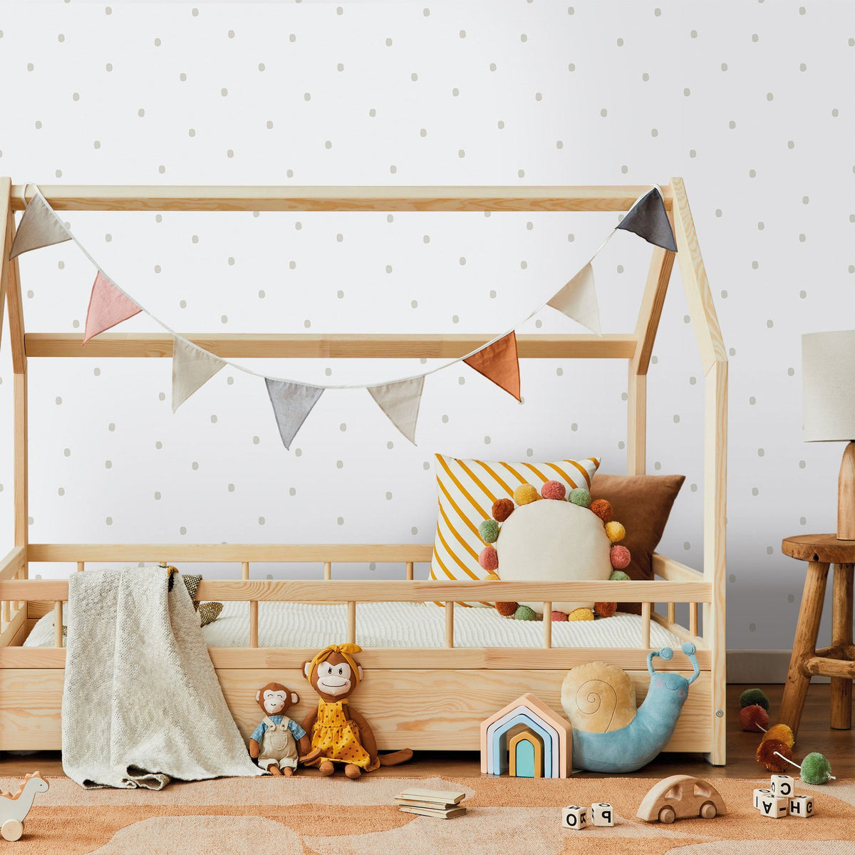 Galerie Bambino Spotty Silver Grey Sidewall 291-3