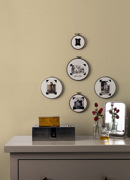 Eade’s Peizhi Ivory Basketweave Wallpaper Ivory