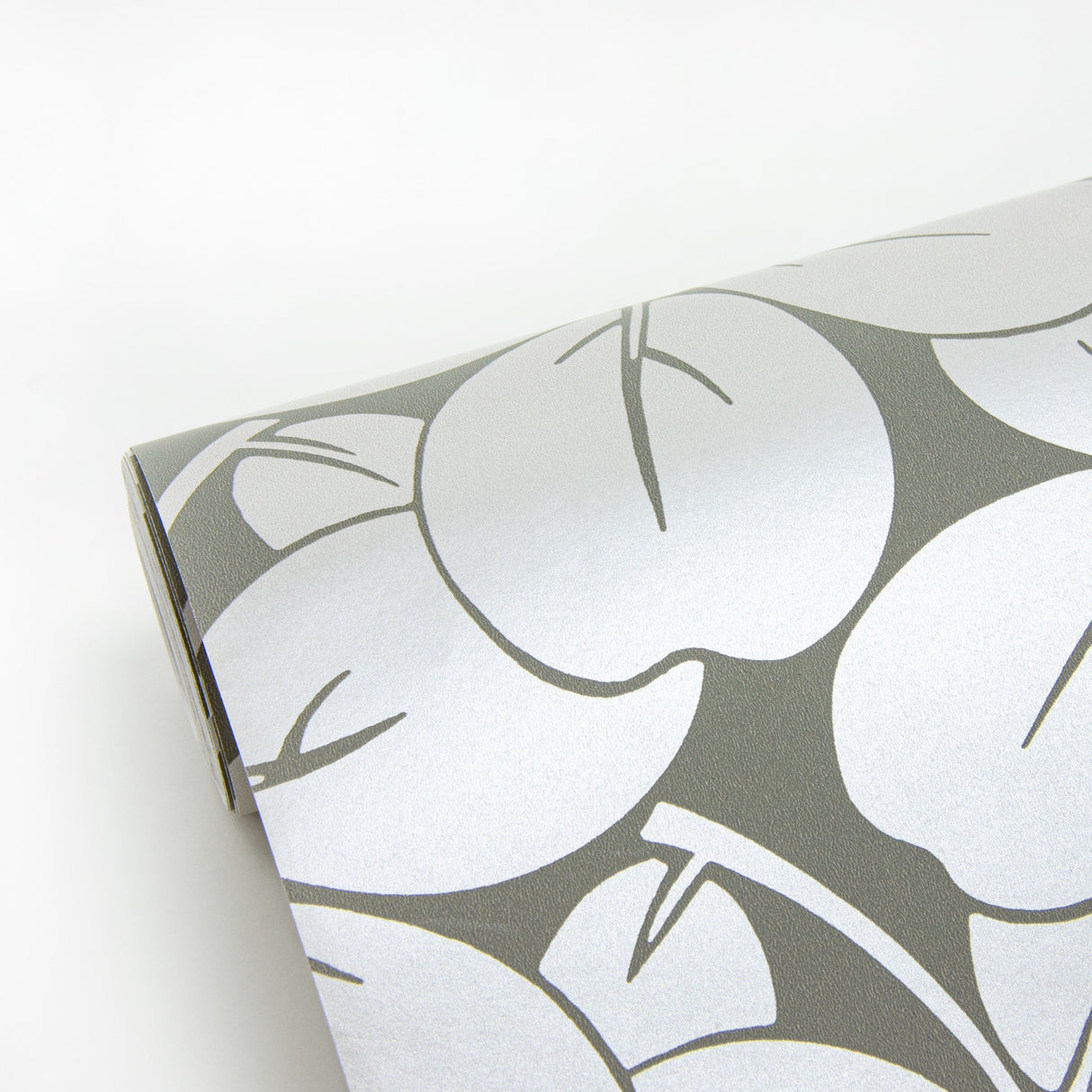 A-Street Prints 2970-26106 Robert Grey Clover Wallpaper