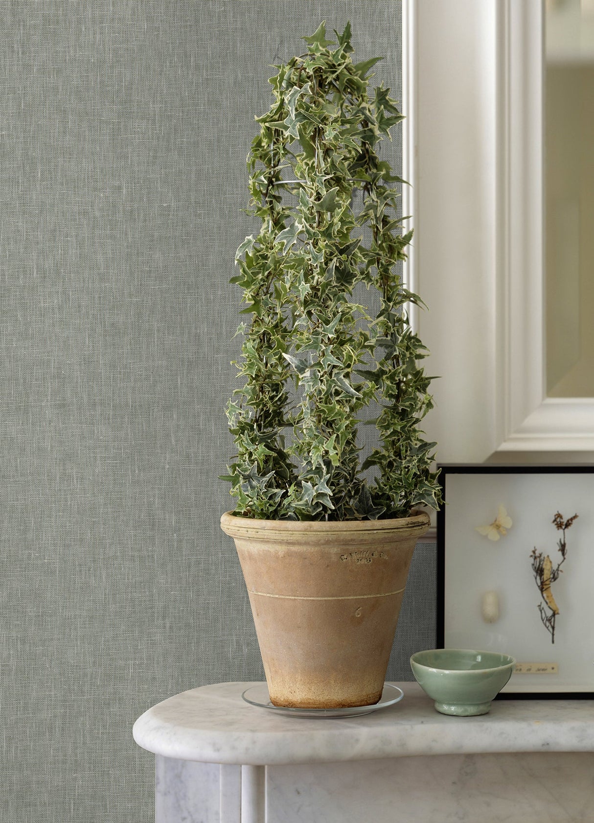 Eade’s Donmei Grey Linen Wallpaper Grey