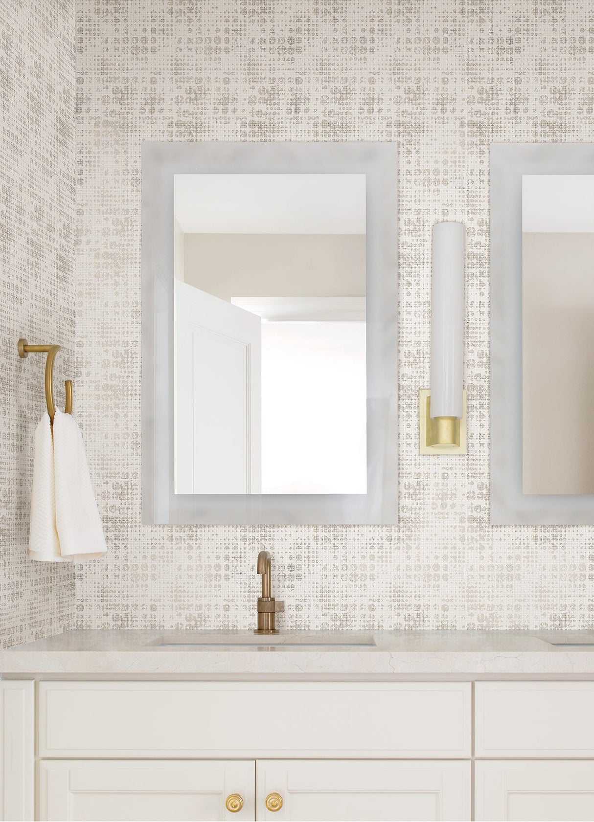 A-Street Prints 2976-86408 Celeste Platinum Circle Grid Wallpaper