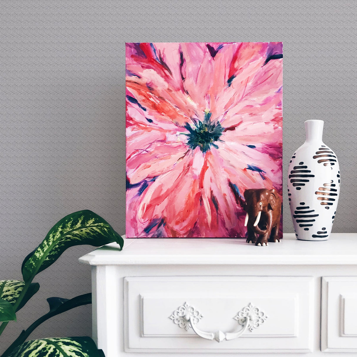 Advantage 2979-37211-4 Darya Light Grey Distressed Geometric Wallpaper