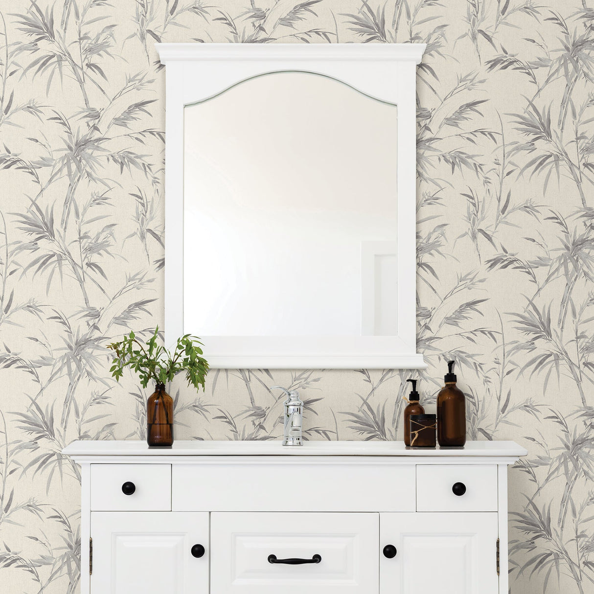 Advantage 2979-37376-5 Hali Silver Fronds Wallpaper