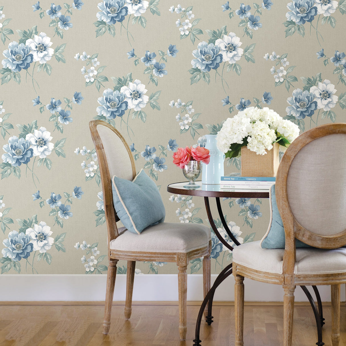Chesapeake 3112-002757 Keighley Light Blue Floral Wallpaper