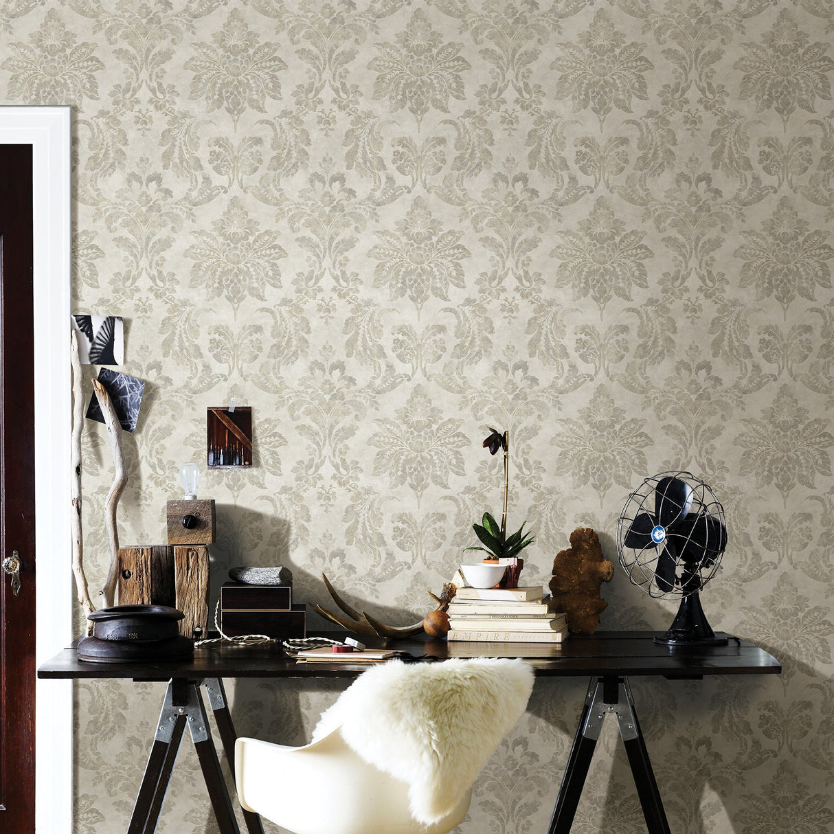Chesapeake 3114-003350 Astor Silver Damask Wallpaper
