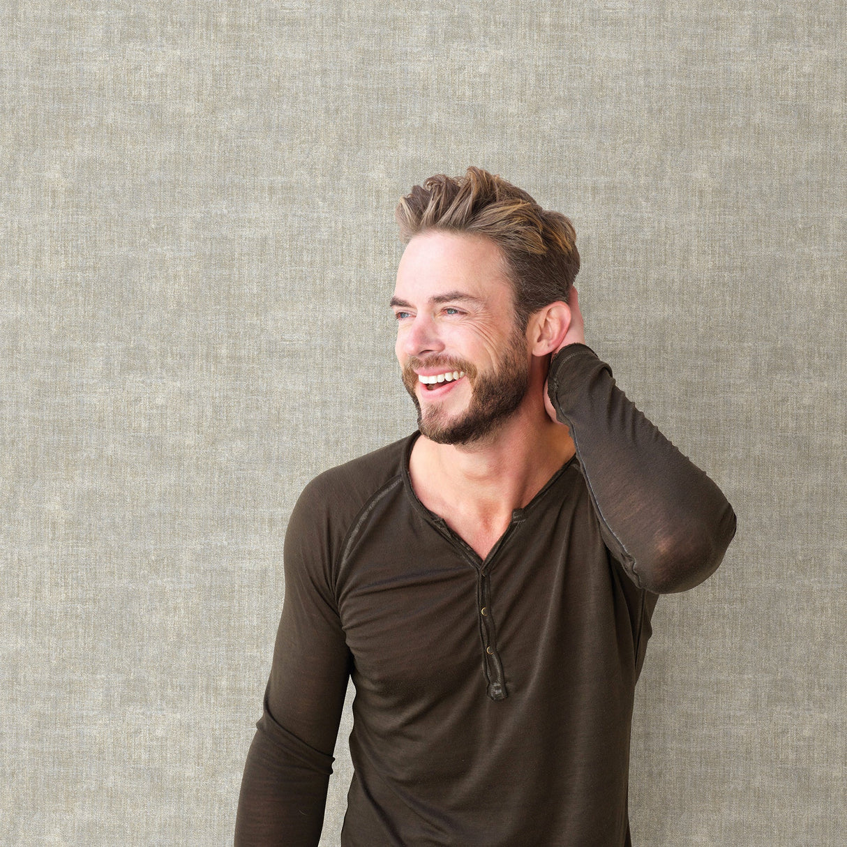 Chesapeake 3114-003388 Gramercy Grey Linen Wallpaper