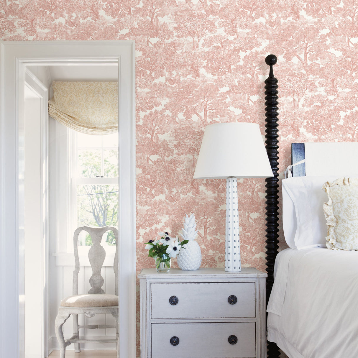 Chesapeake 3115-12544 Spinney Rose Toile Wallpaper