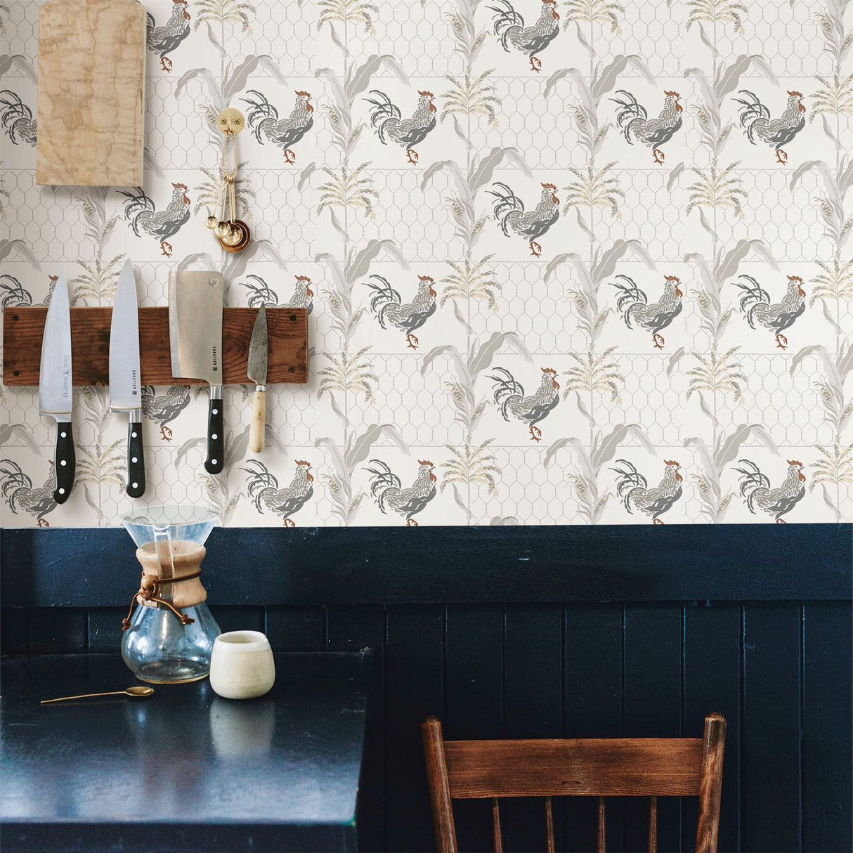 Chesapeake 3119-13021 Hank Grey Rooster Wallpaper