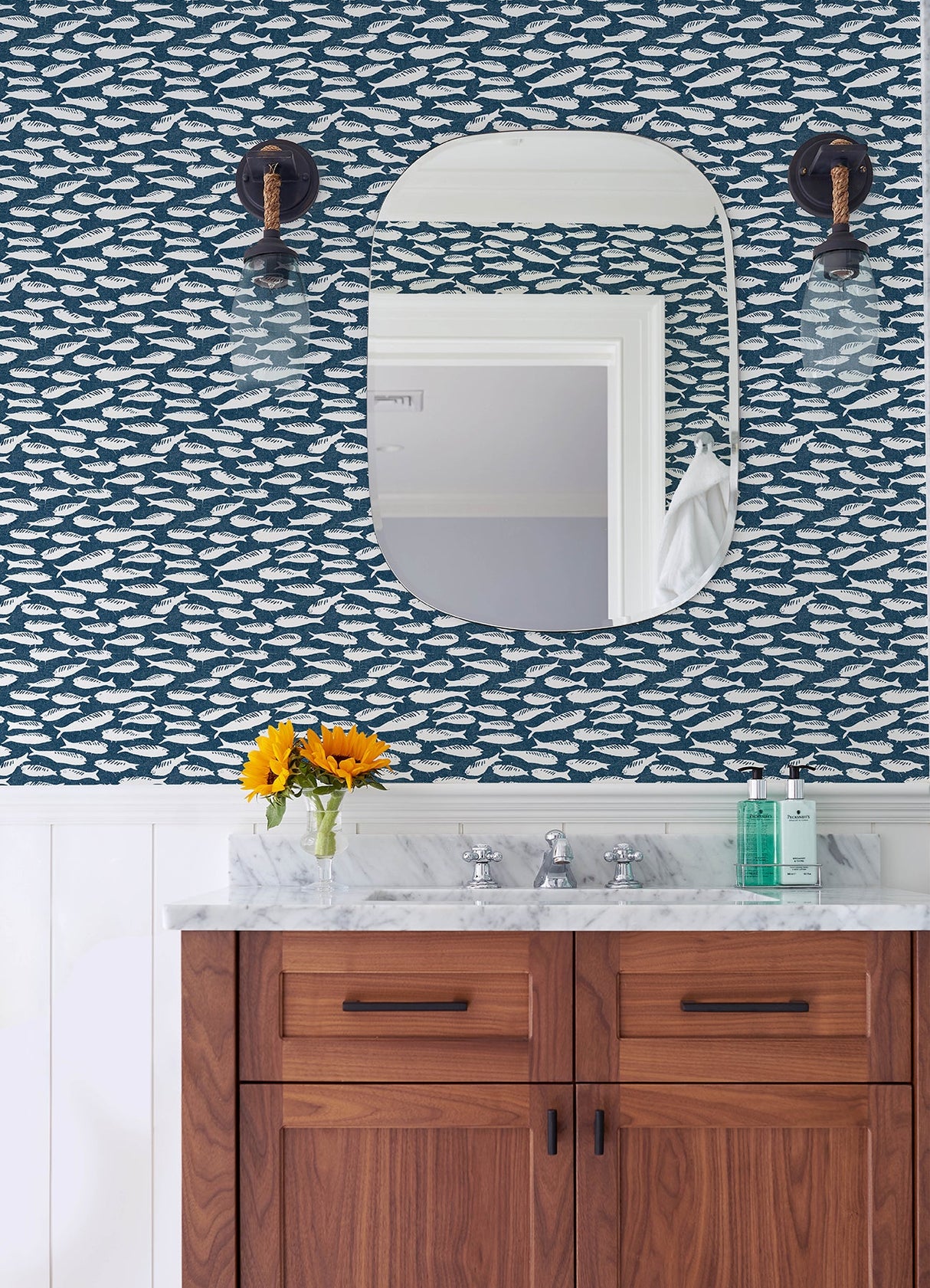 Chesapeake 3122-10522 Nunkie Navy Sardine Wallpaper