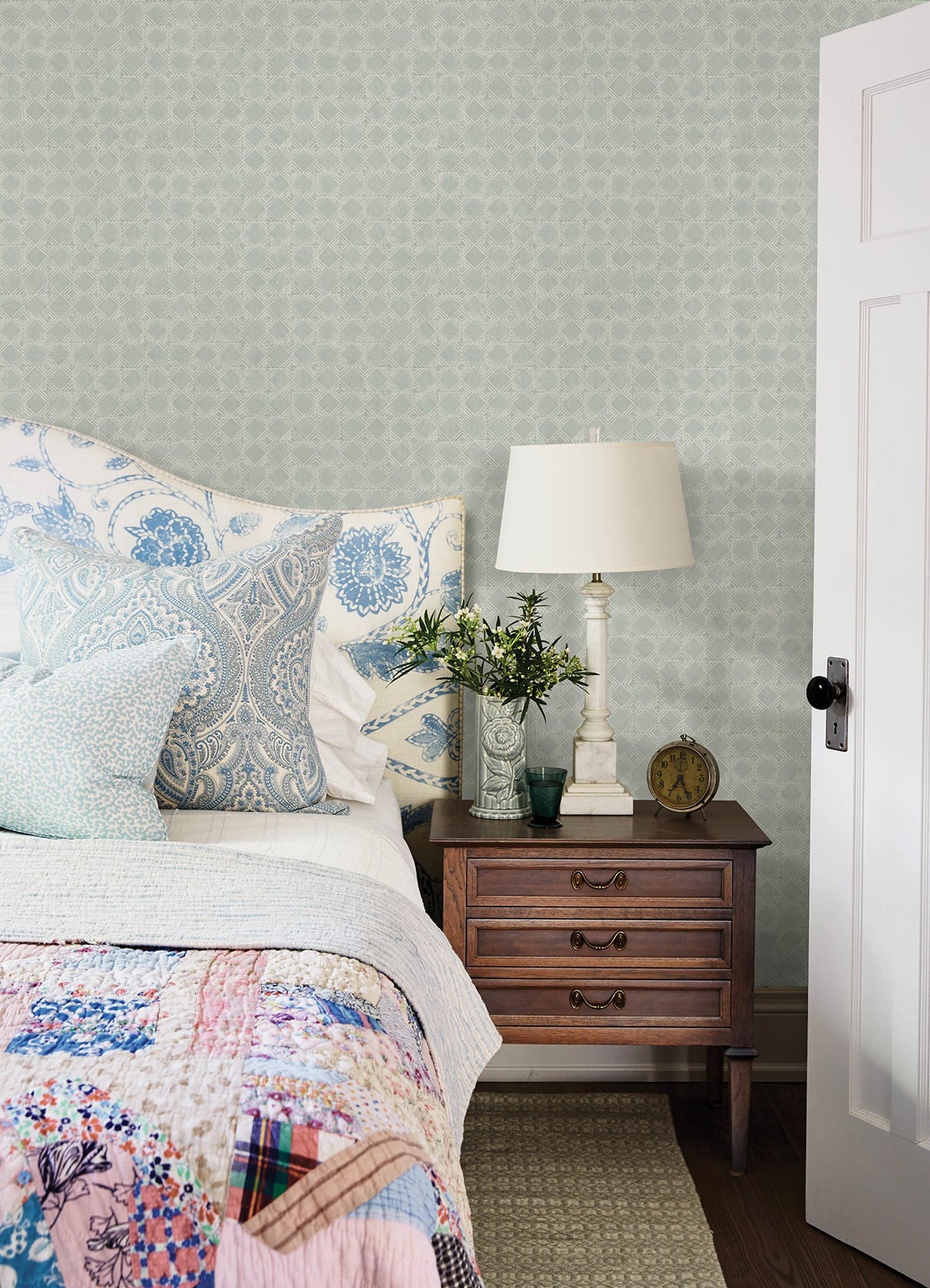 Chesapeake 3125-72308 Button Block Aqua Geometric Wallpaper