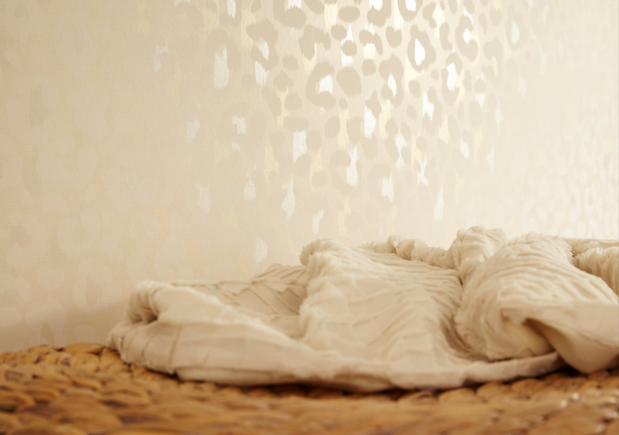 Eijffinger 330240 Talamanca Beige Abstract Leopard Wallpaper