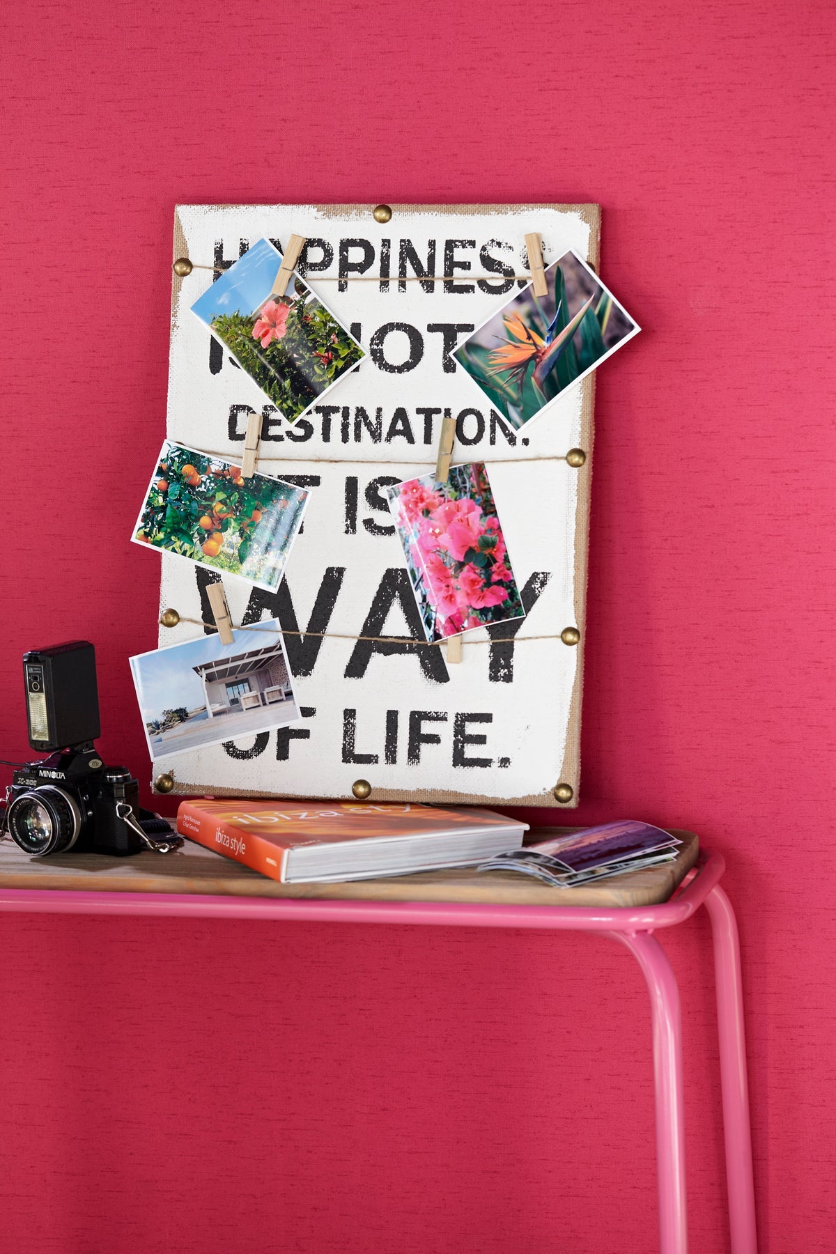 Eijffinger 330256 Sa Talaia Pink Hand Spun Silk Wallpaper