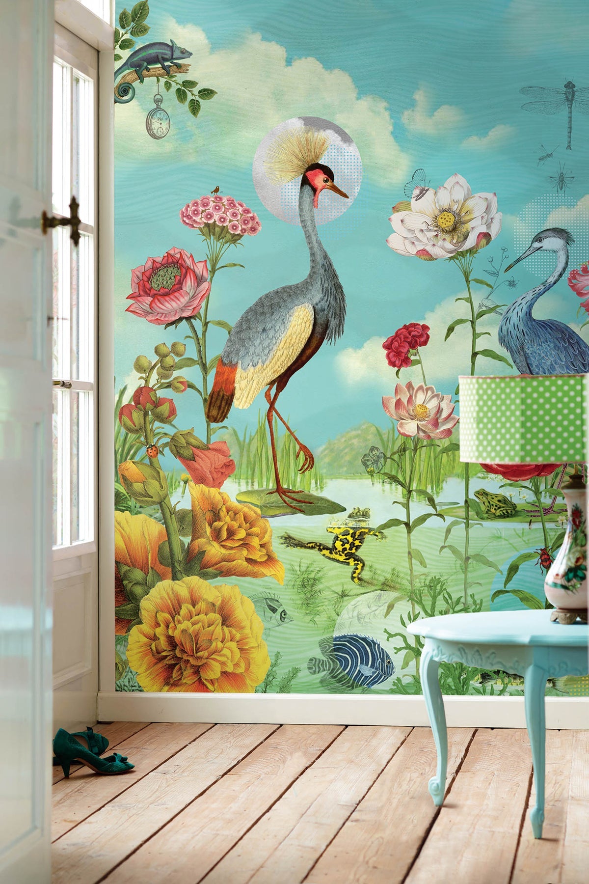 Eijffinger 341099   Kiss The Frog Wall Mural