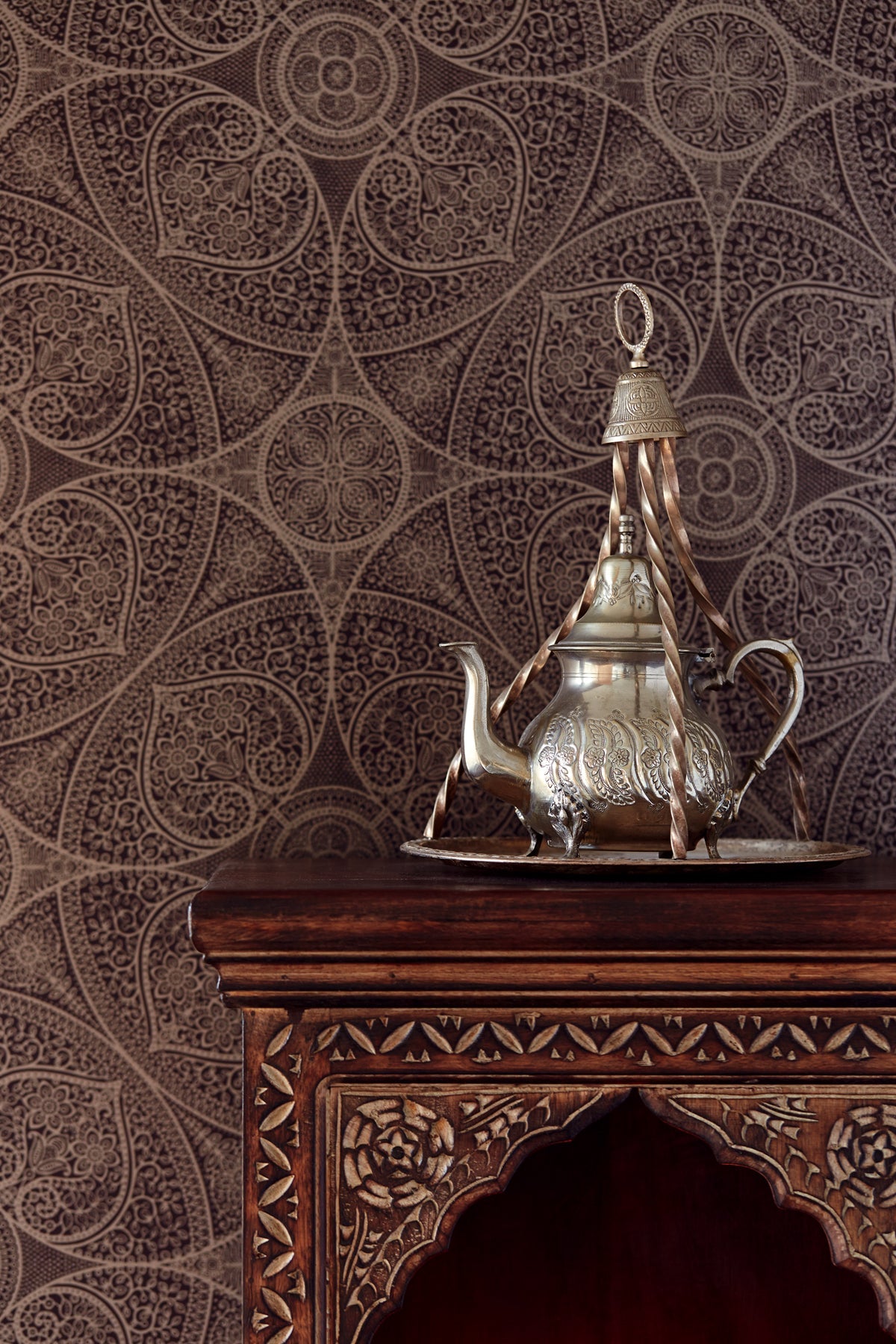 Eijffinger 341754 Yasamin Espresso Mehndi Medallion Wallpaper