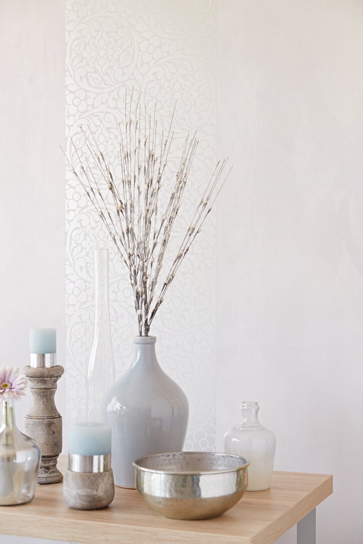 Eijffinger 352002 Cascada Lilac Metallic Medallion Wallpaper