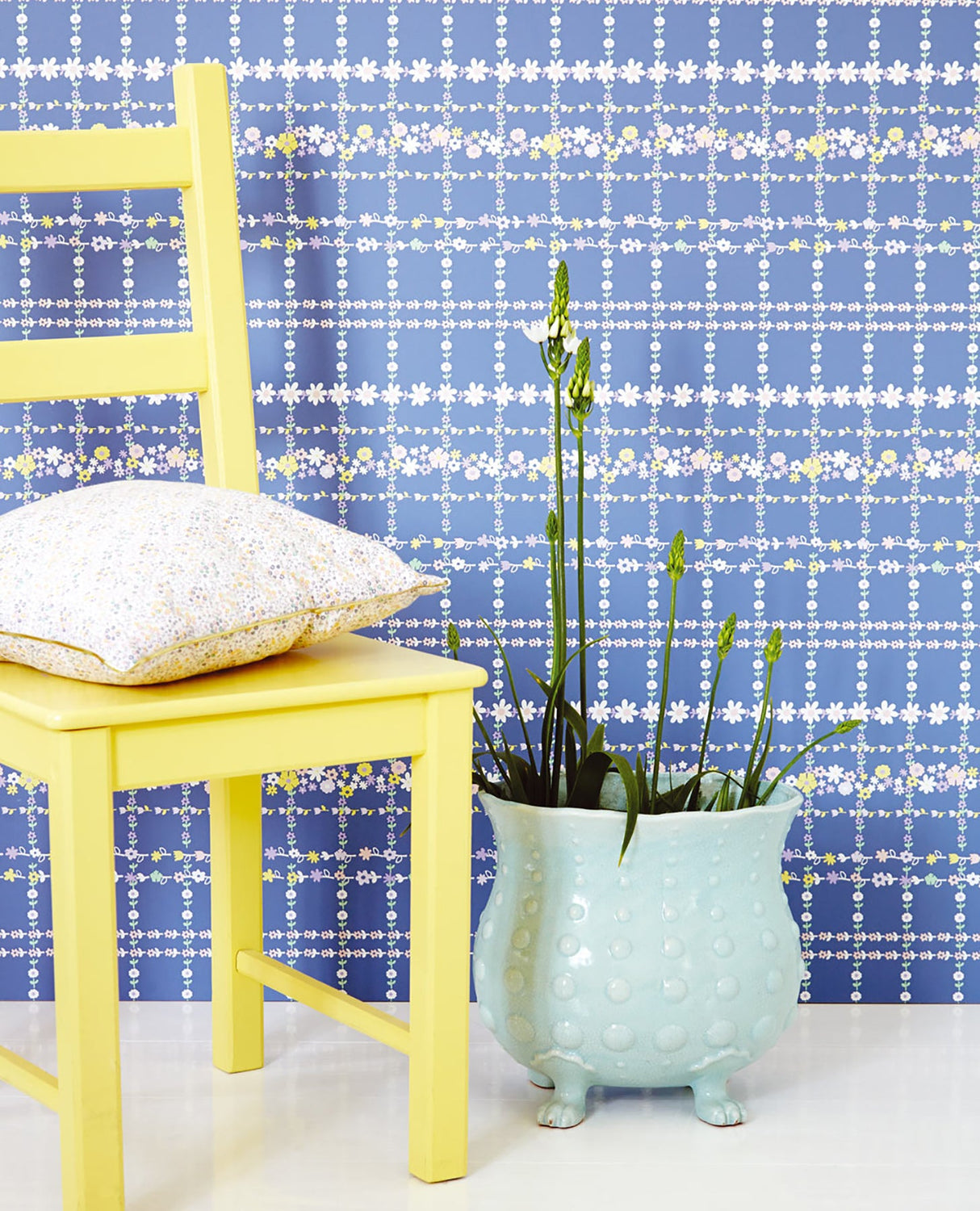 Eijffinger 359031 Belina Blue Flower Check Wallpaper