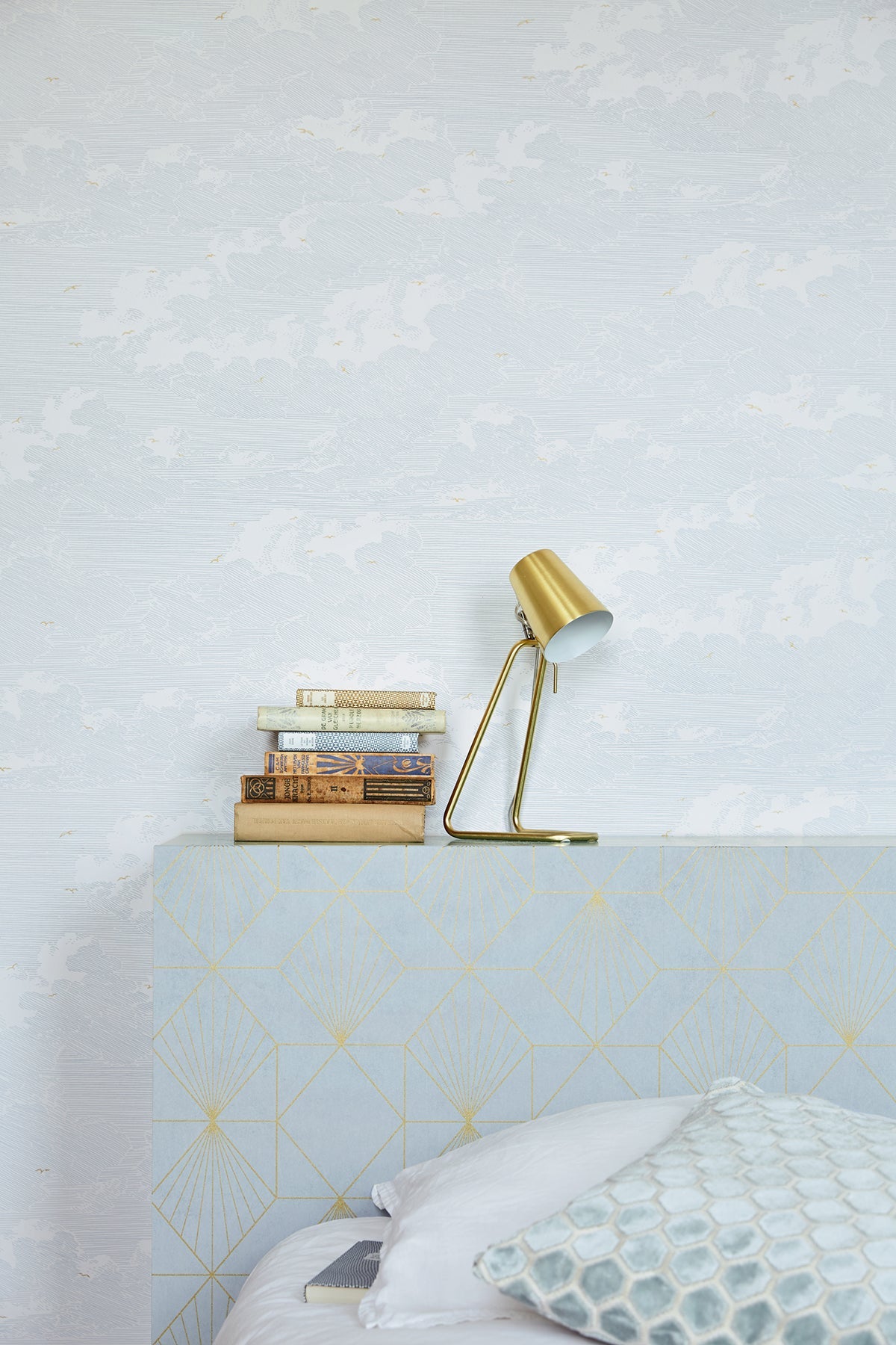 Eijffinger 366063 Palila Light Blue Cloud Wallpaper