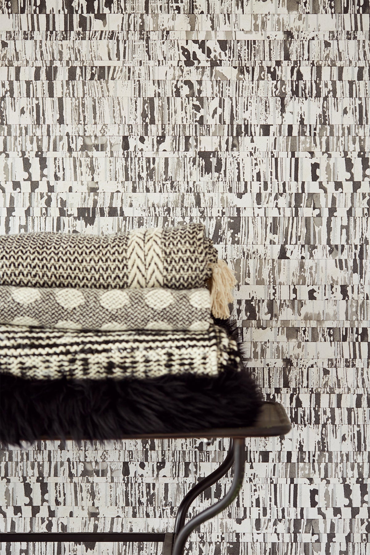 Eijffinger 369012 Demi Charcoal Abstract Wallpaper