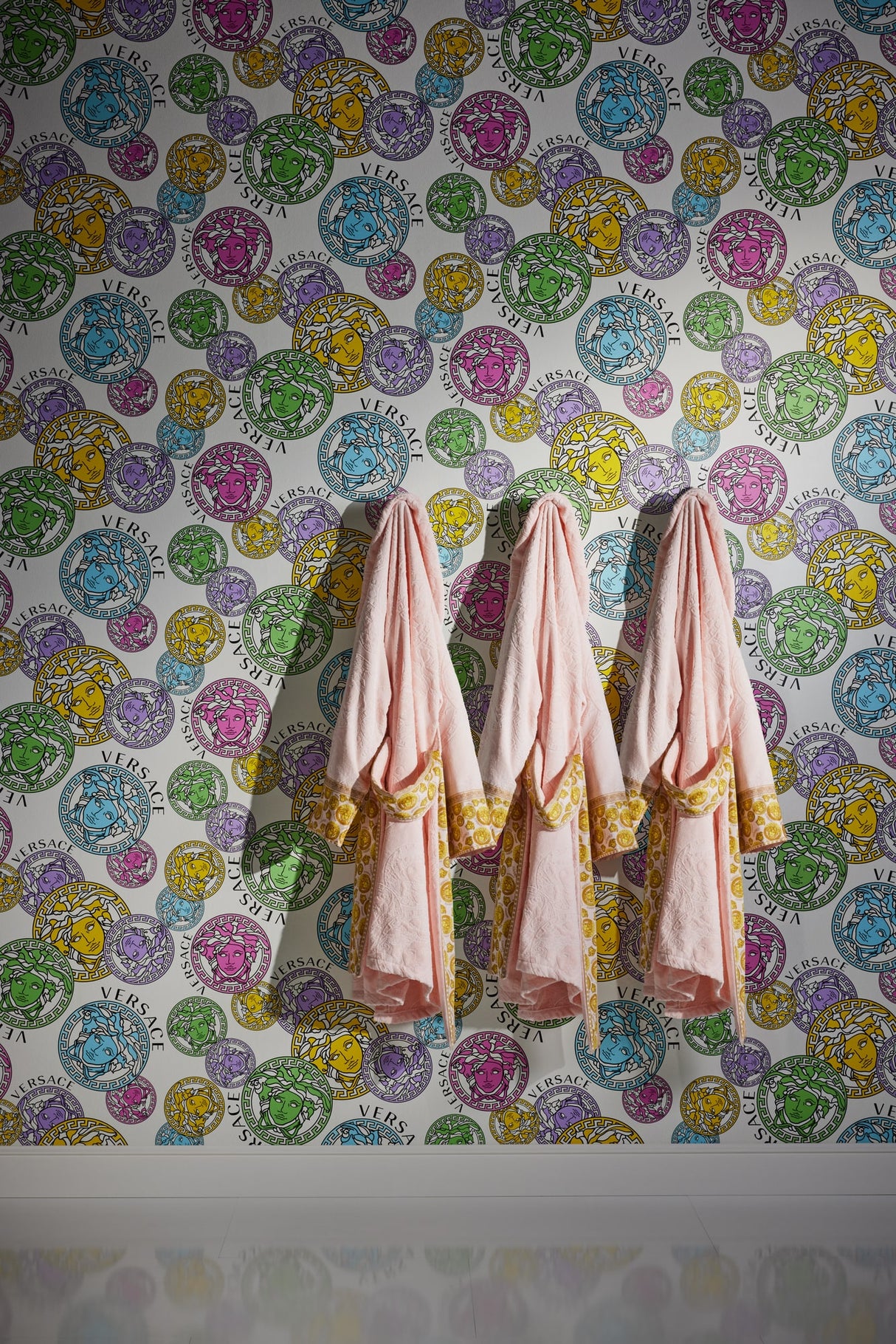 Versace 386101X Wallpaper - Eade's Wallpaper & Fabric