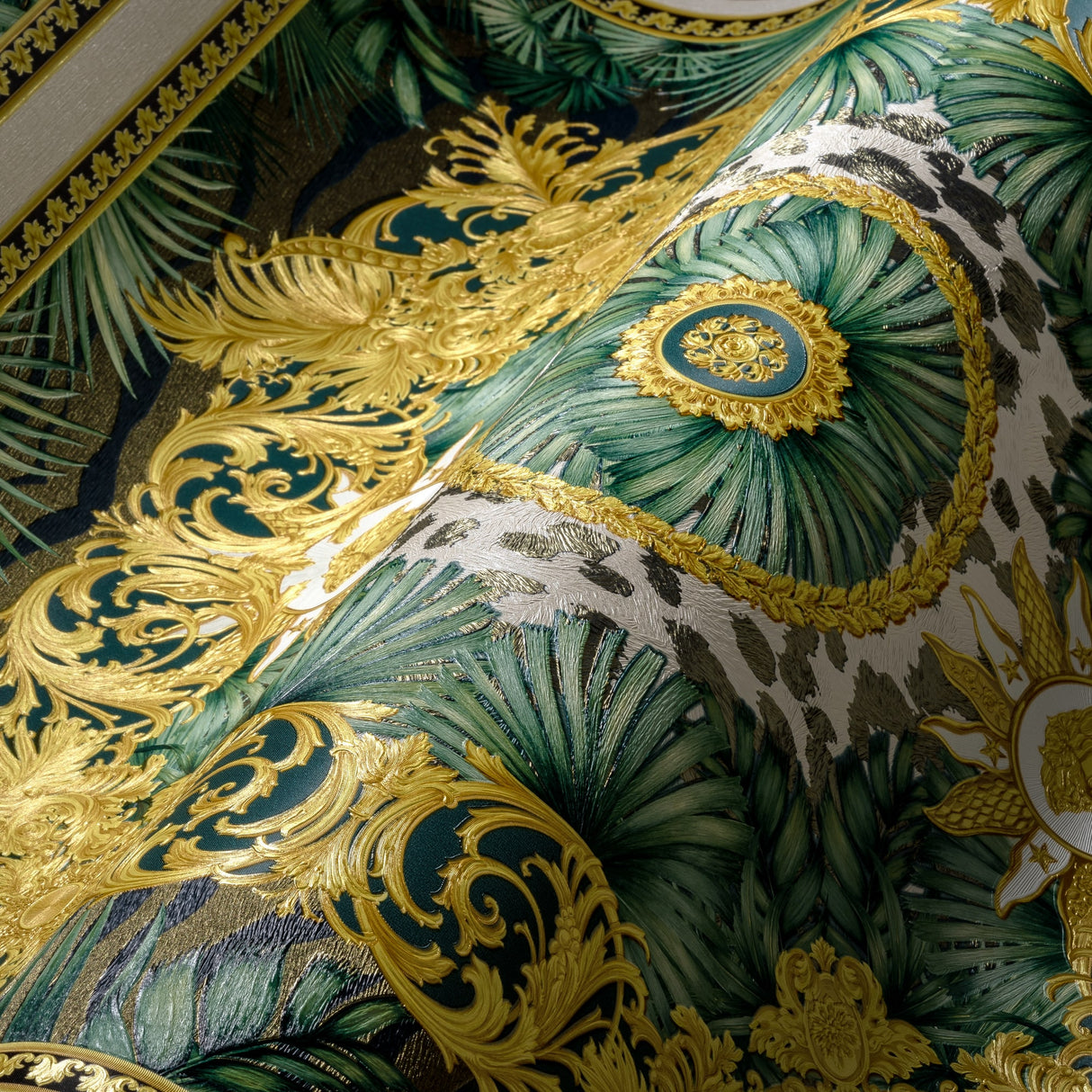 Versace 387034X Wallpaper - Eade's Wallpaper & Fabric