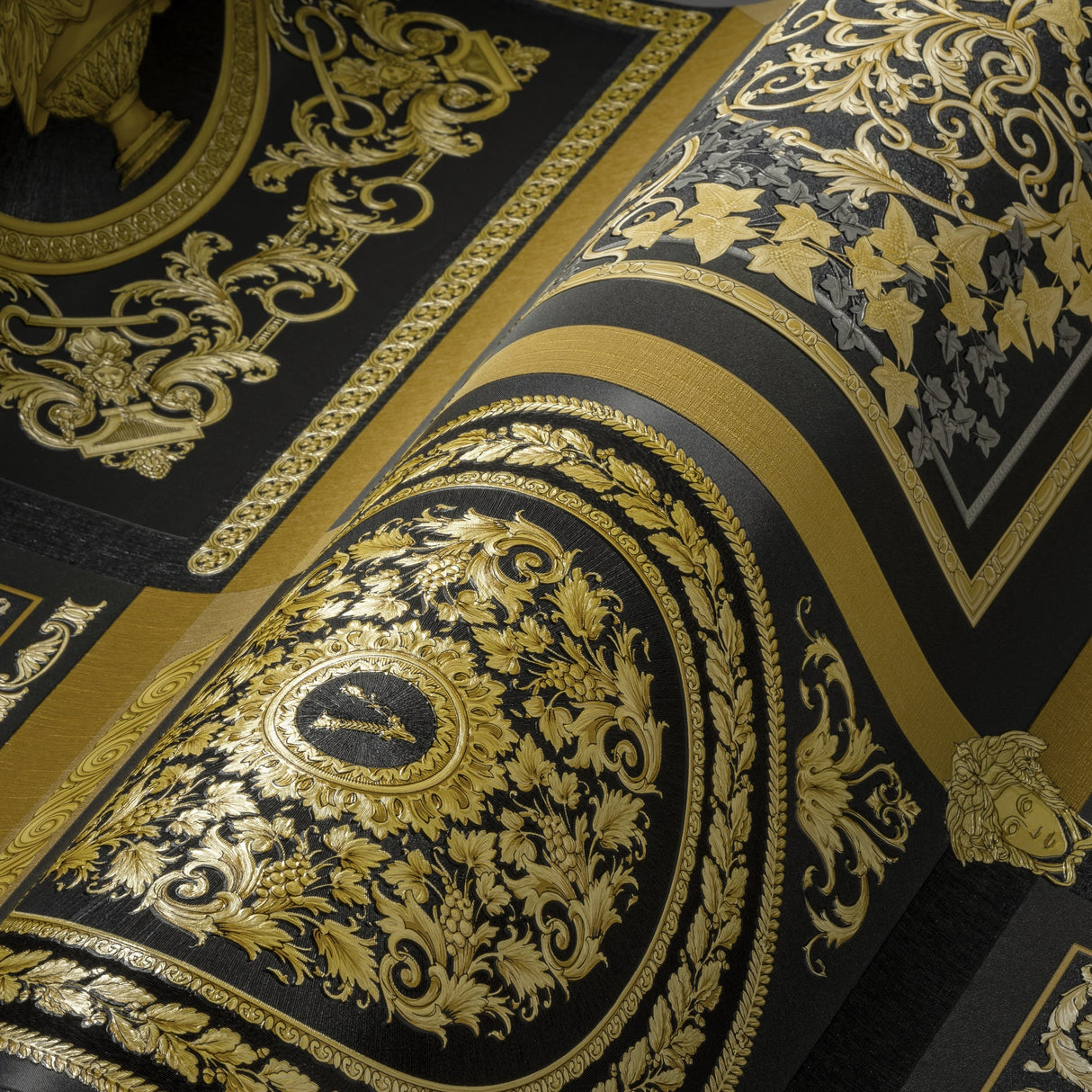 Versace 387043X Wallpaper - Eade's Wallpaper & Fabric