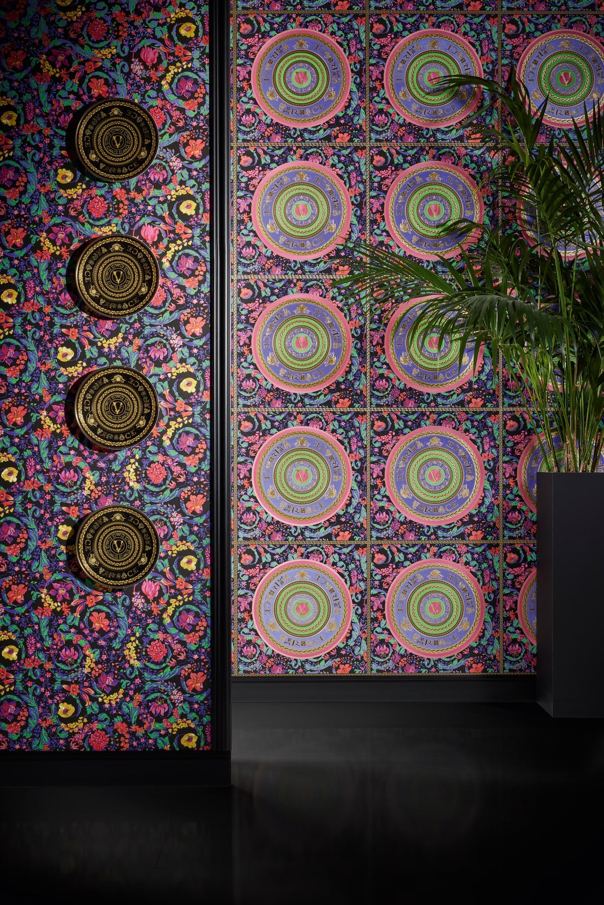 Versace 387051X Wallpaper - Eade's Wallpaper & Fabric