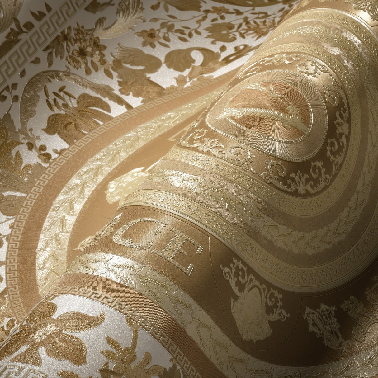 Versace 387054X Wallpaper - Eade's Wallpaper & Fabric