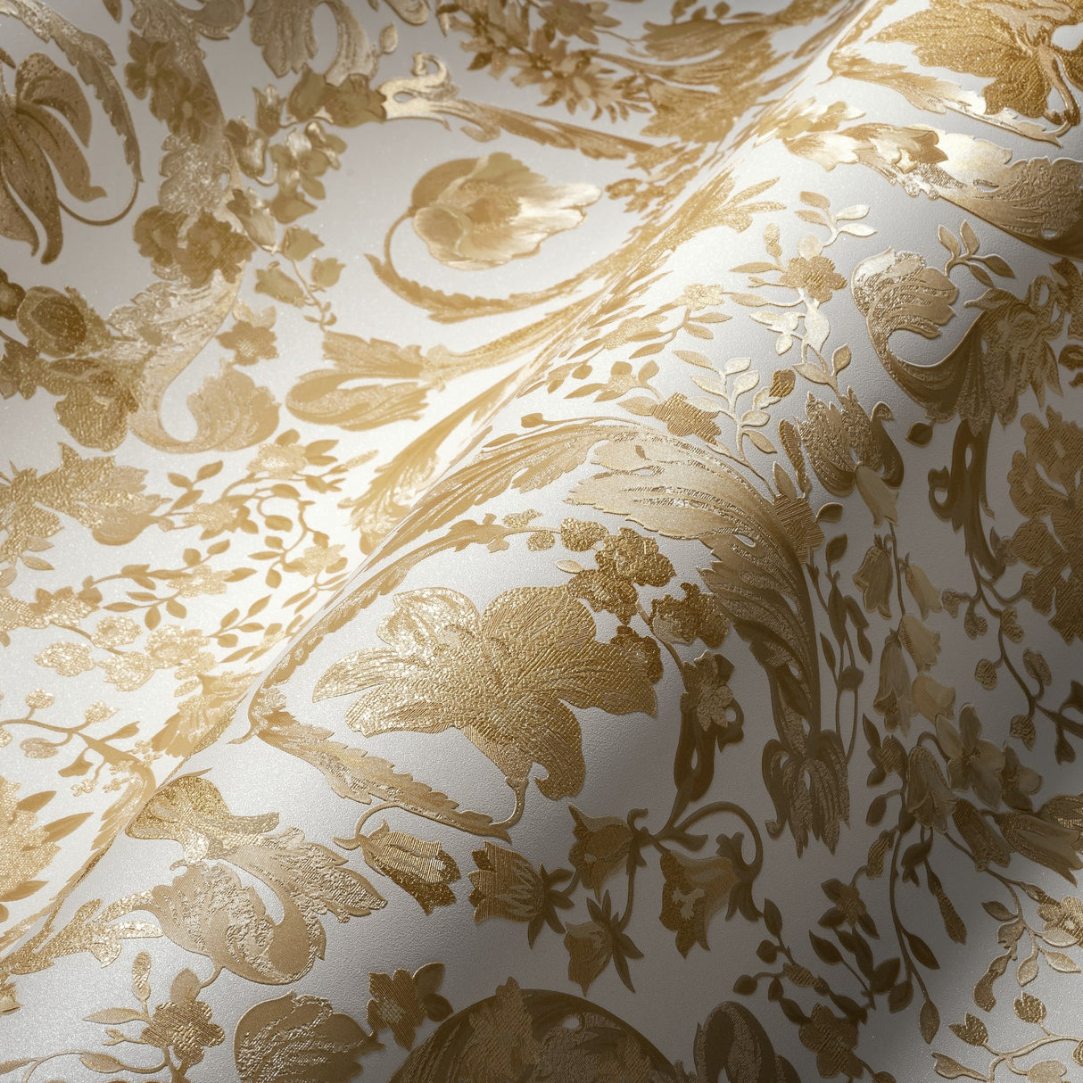 Versace 387064X Wallpaper - Eade's Wallpaper & Fabric