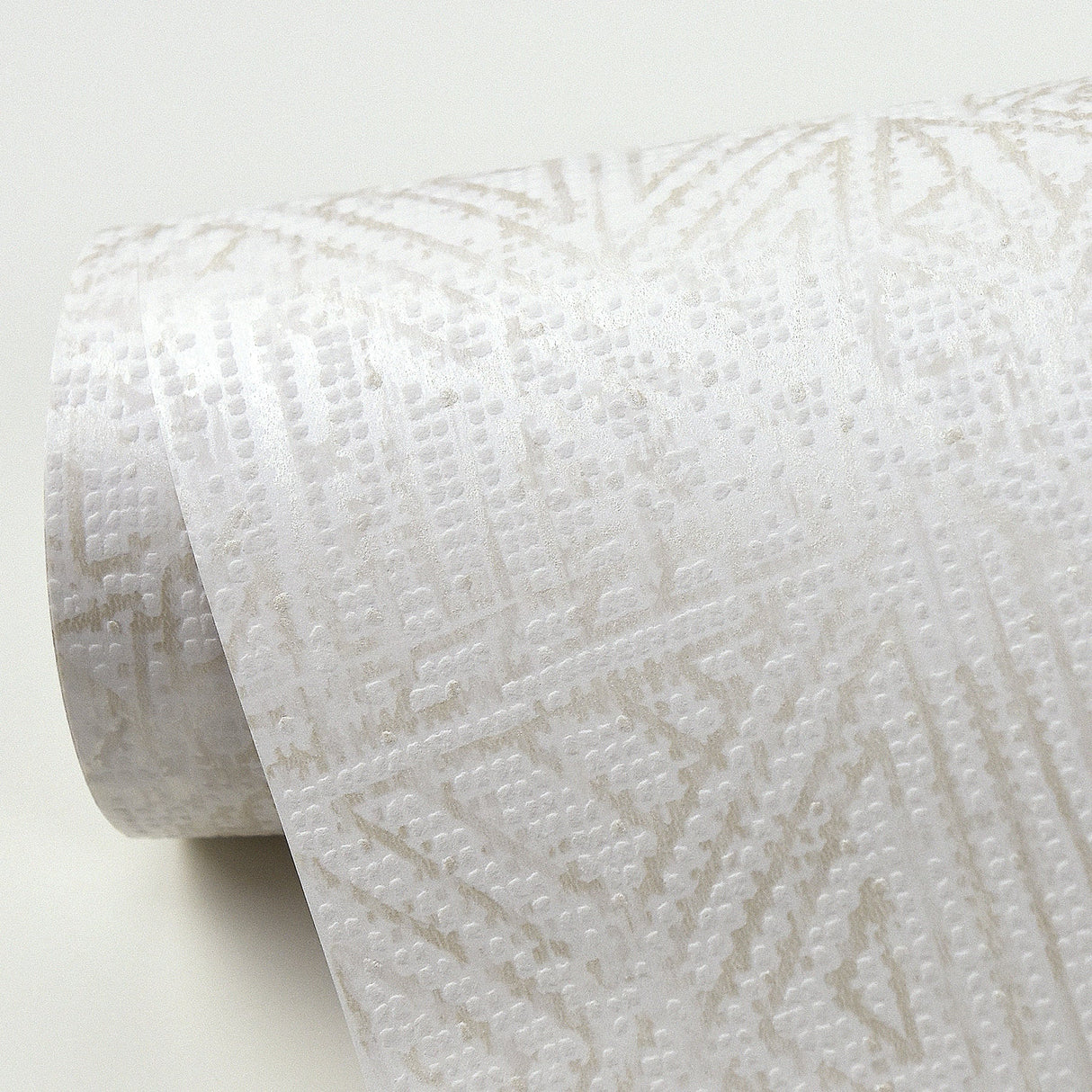 Eijffinger 391524 Longmont White Global Geometric Wallpaper