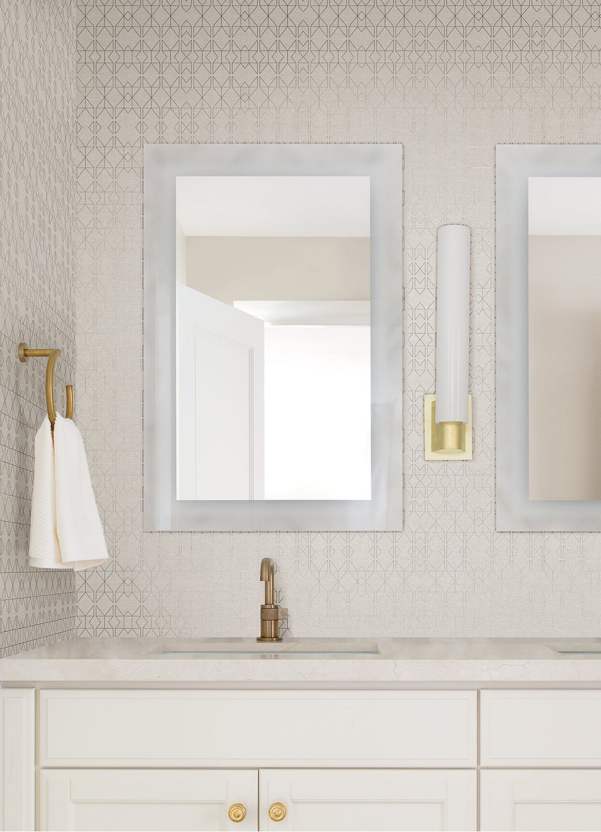 A-Street Prints 4019-86436 Paititi Rose Gold Diamond Trellis Wallpaper