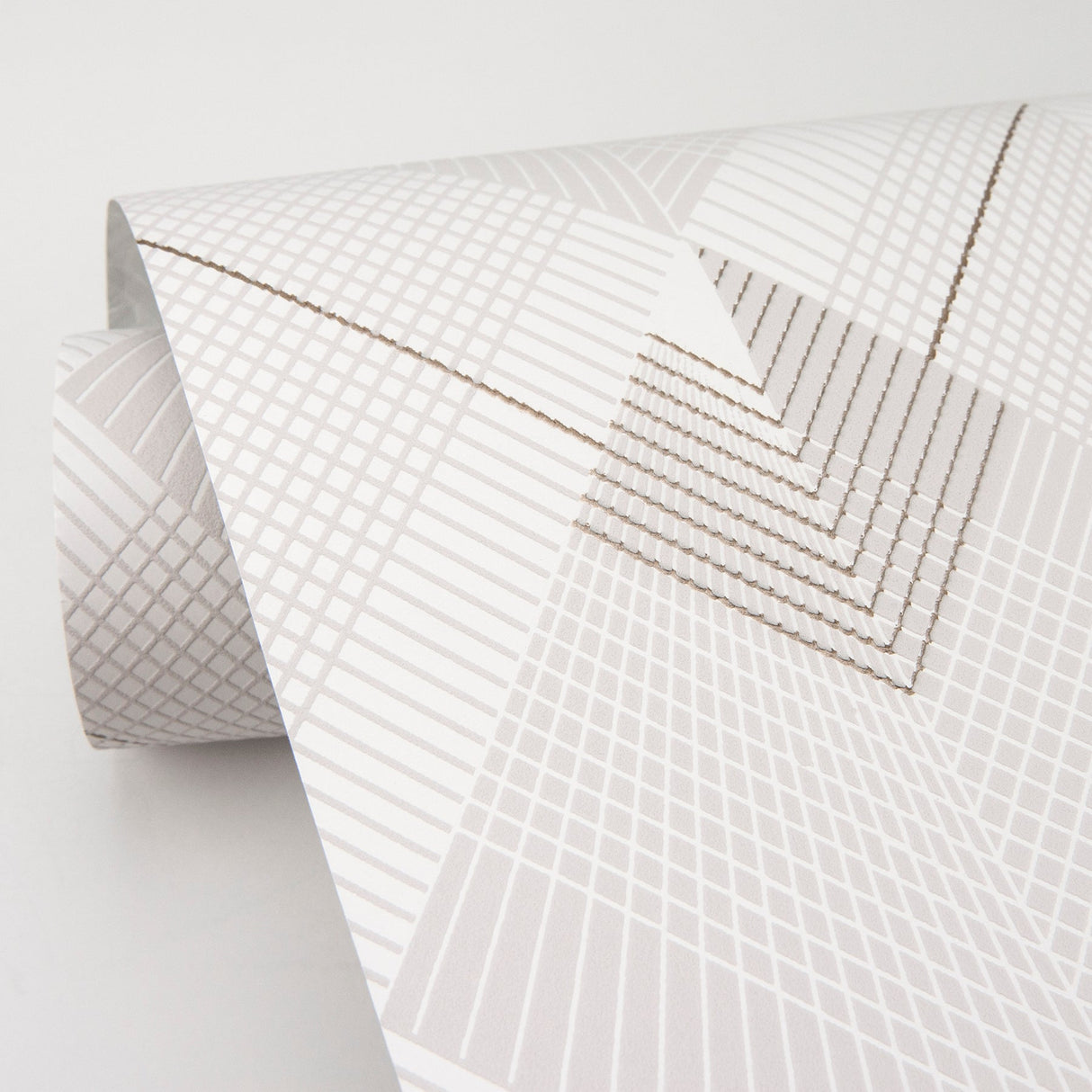 Advantage 4020-96700 Raoul Silver Fanning Diamonds Wallpaper