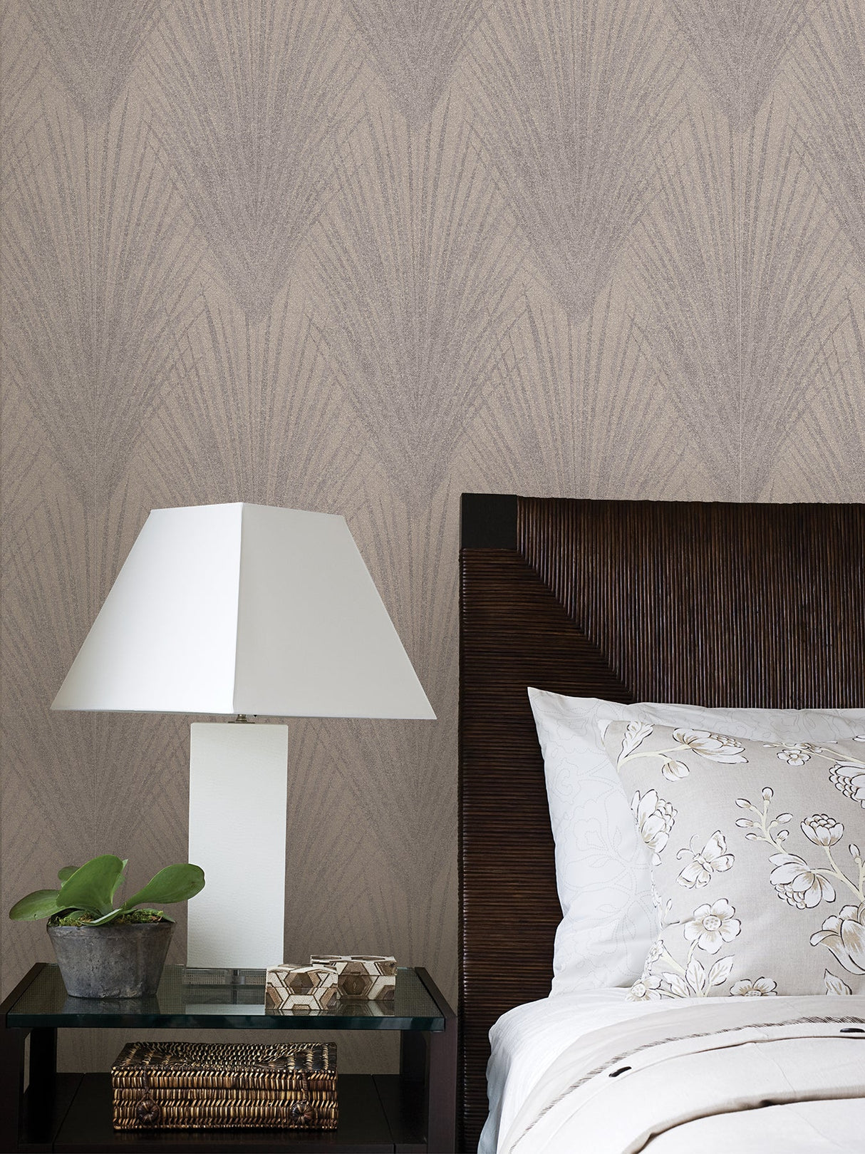 Advantage 4035-37553-1 Keina Beige Fronds Wallpaper
