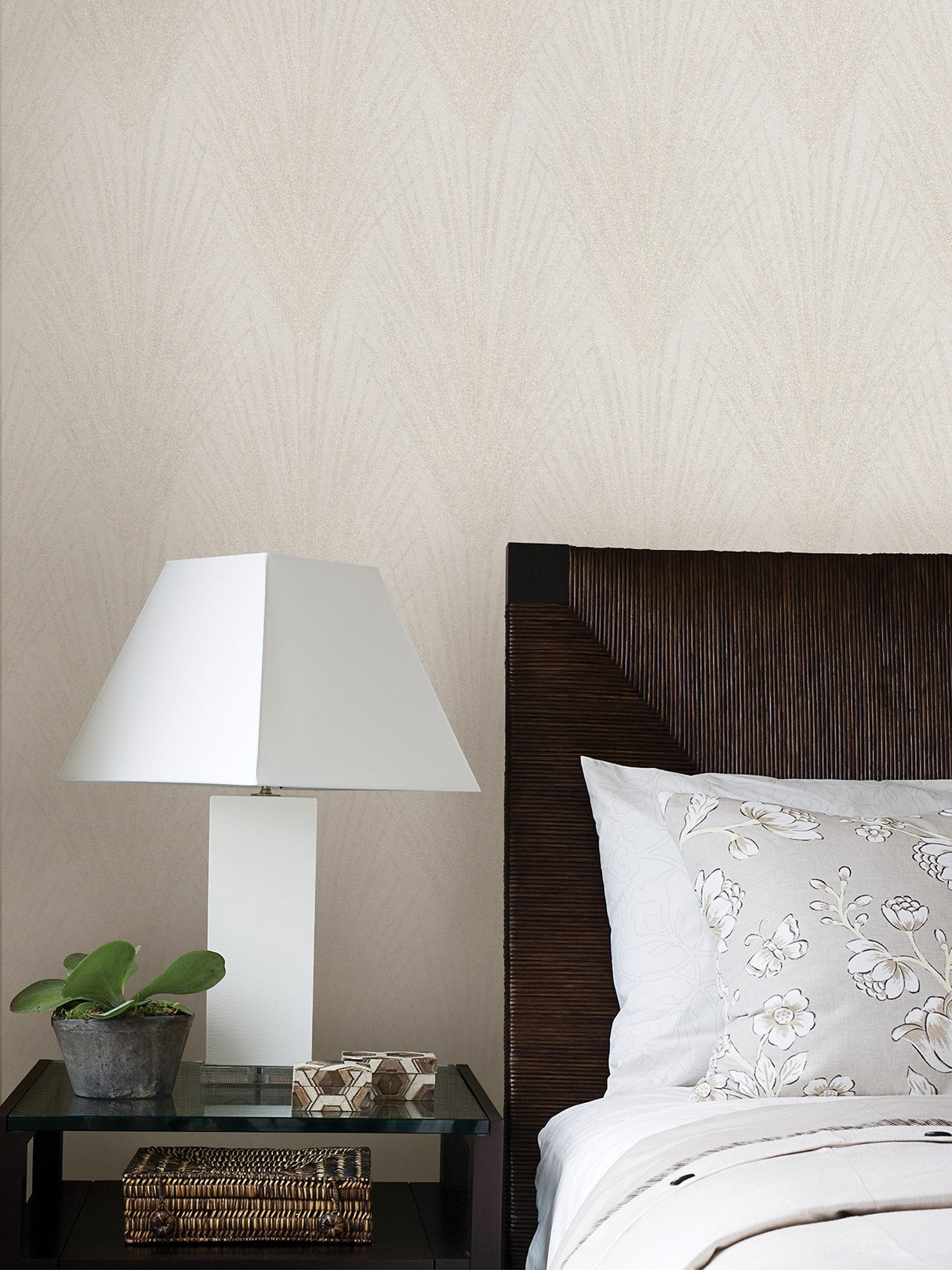 Advantage 4035-37553-2 Keina Taupe Fronds Wallpaper